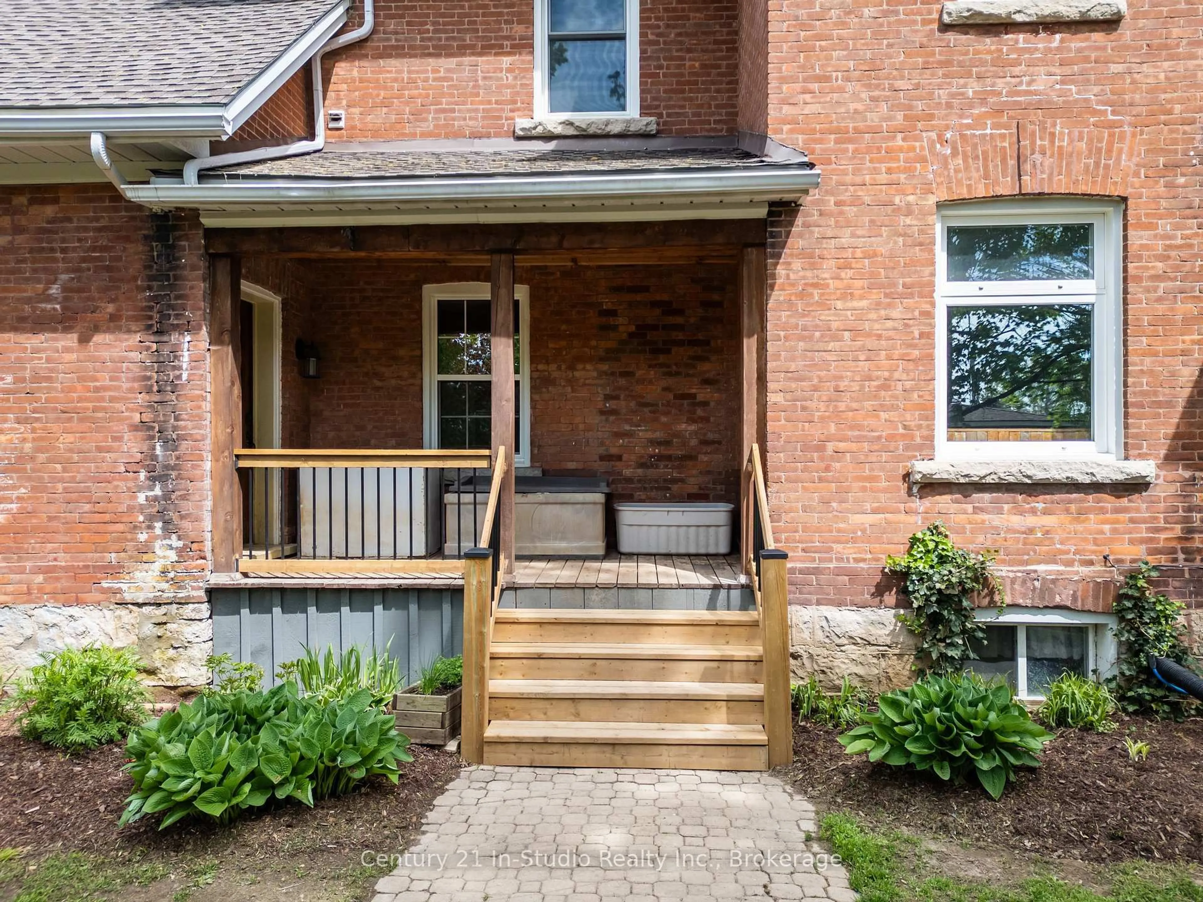 Home with brick exterior material, street for 296 Garafraxa St St, Chatsworth Ontario N0H 1G0