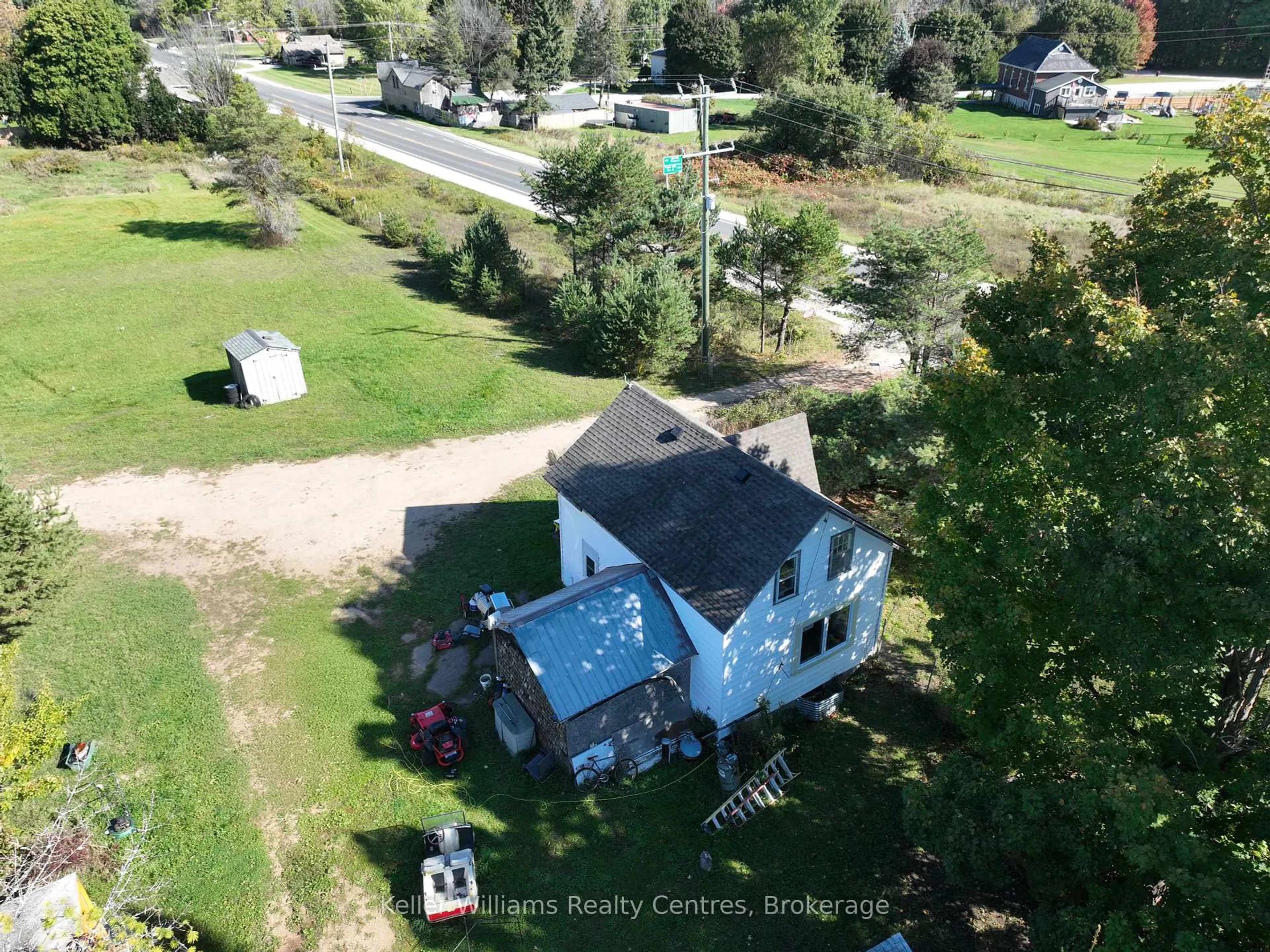 A pic from outside/outdoor area/front of a property/back of a property/a pic from drone, unknown for 19528 Highway 6, South Bruce Peninsula Ontario N0H 2T0