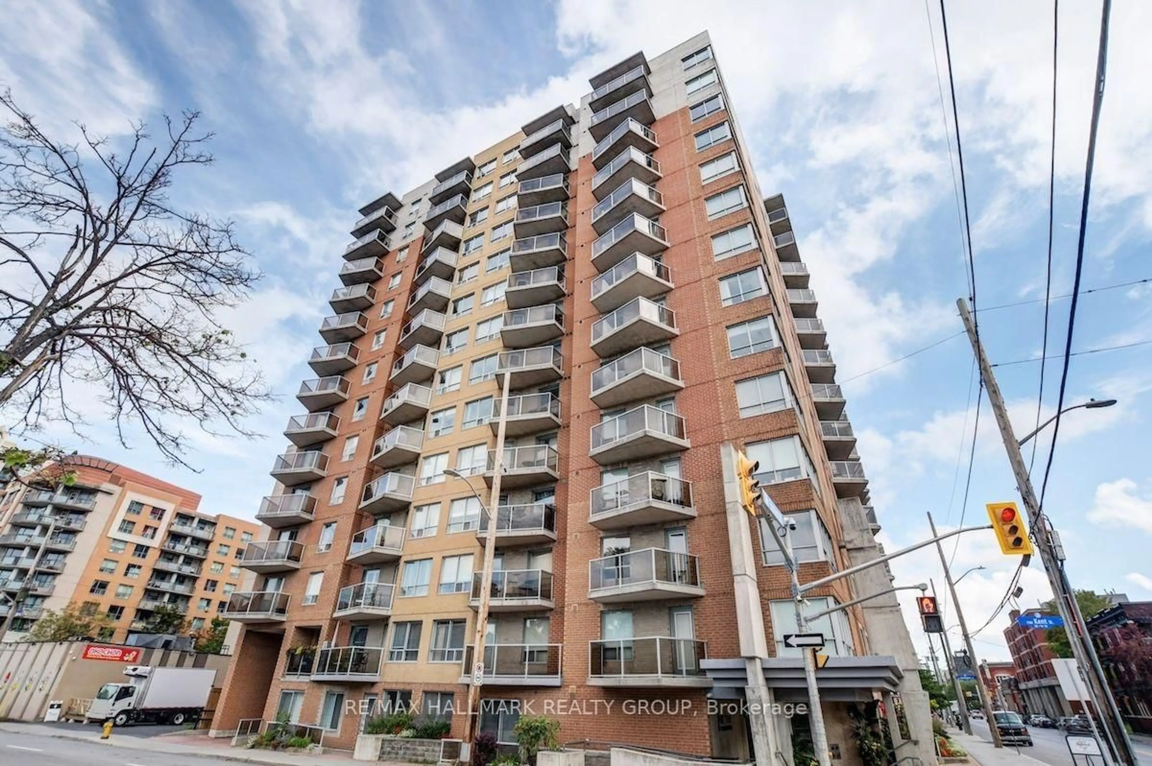 Unknown for 429 Somerset St #802, Ottawa Ontario K2P 2P5