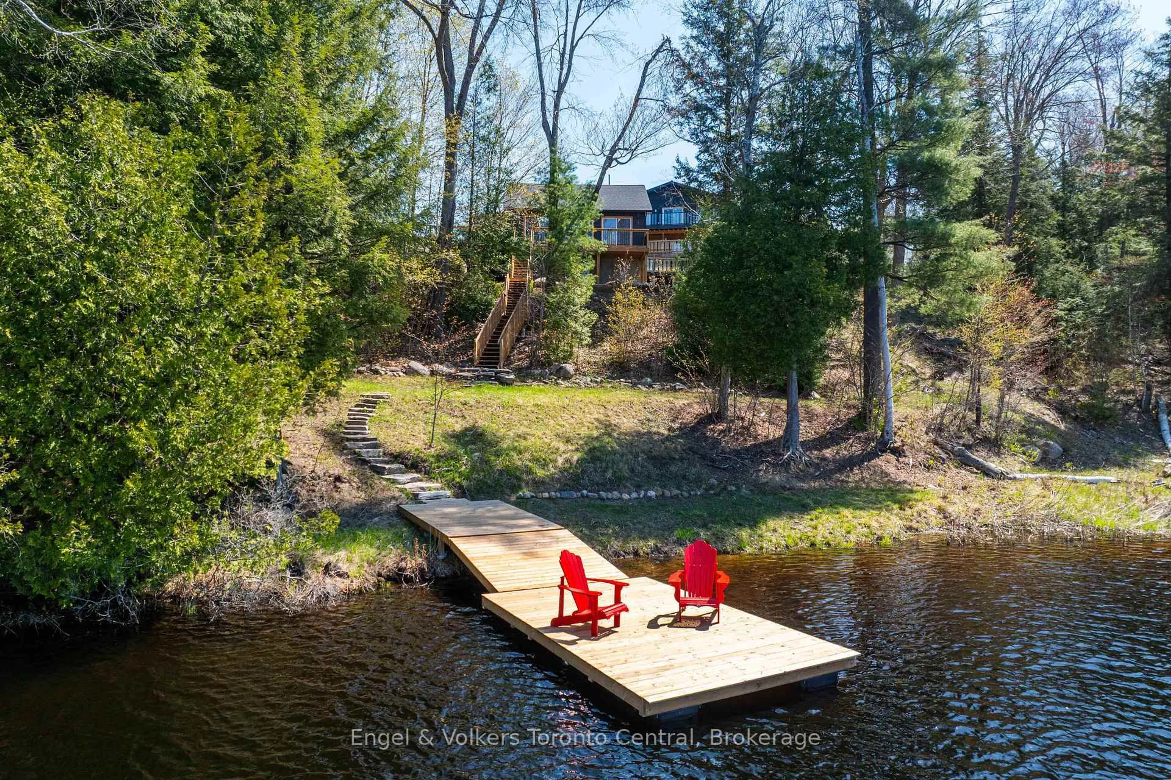 Patio, water/lake/river/ocean view for 1457 Lake Joseph Rd, Seguin Ontario P2A 2W8