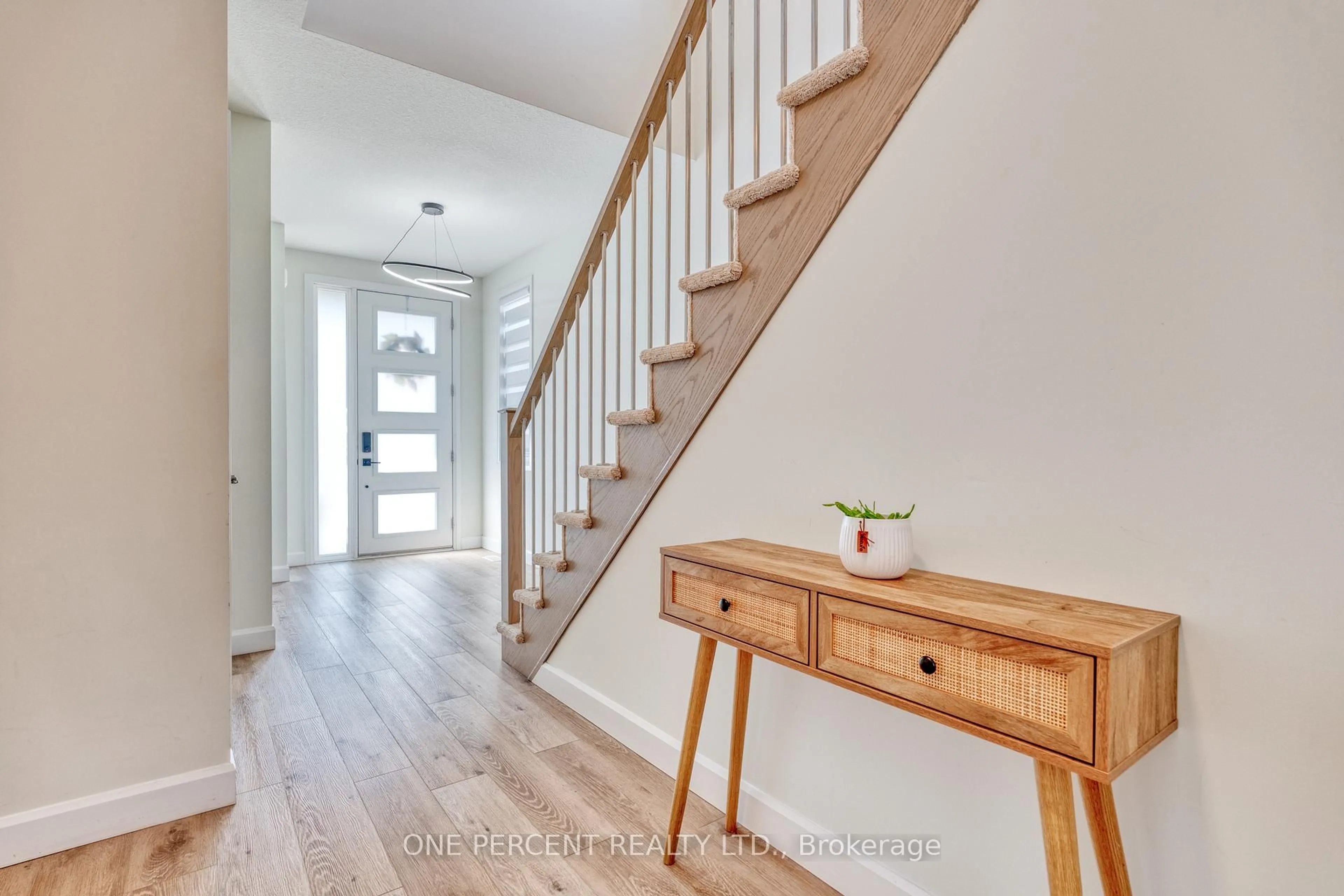 Indoor entryway for 24 Southam Lane, Hamilton Ontario L9C 0E9