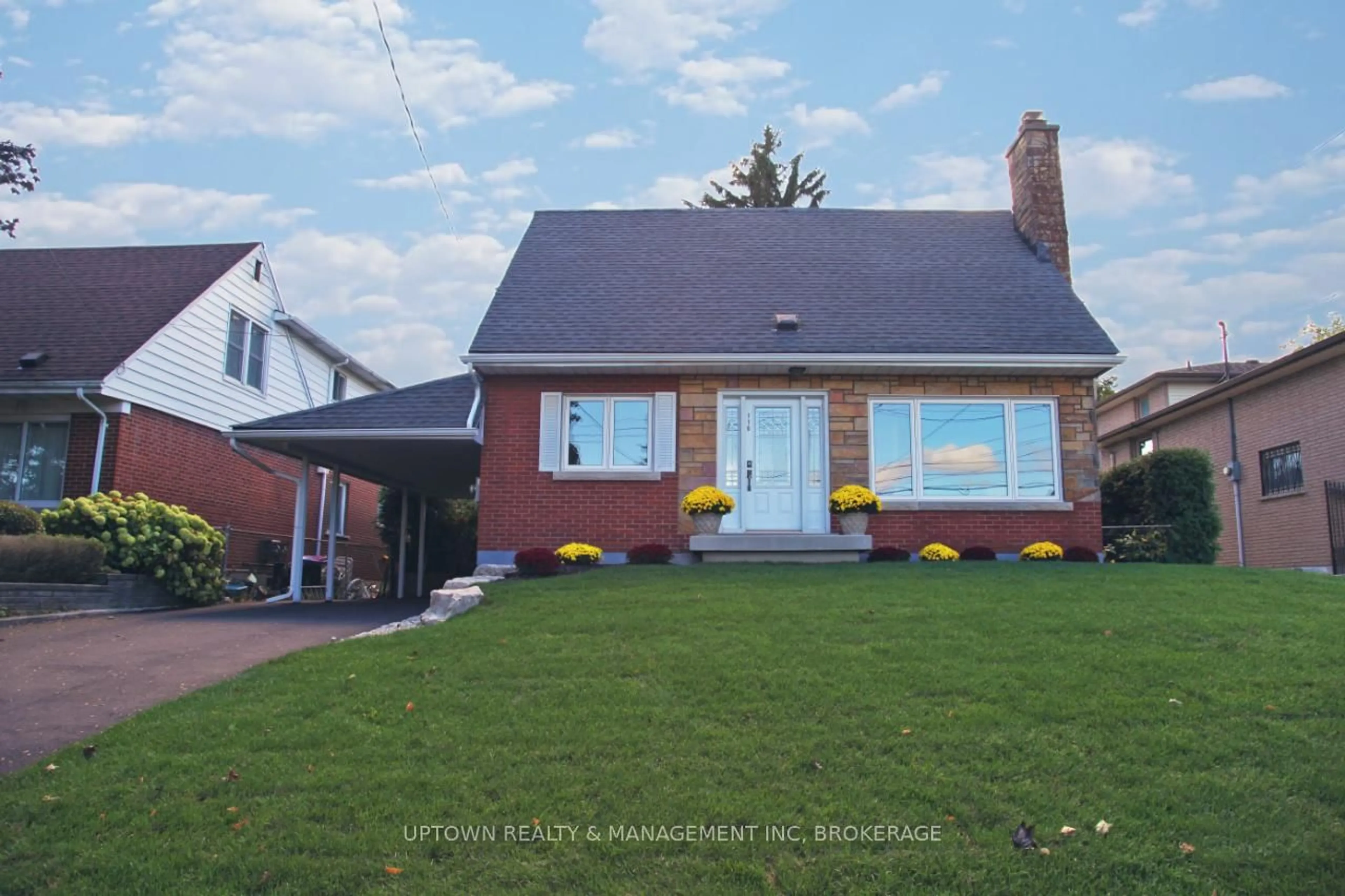 Home with brick exterior material, street for 116 Hixon Rd, Hamilton Ontario L8K 2C1