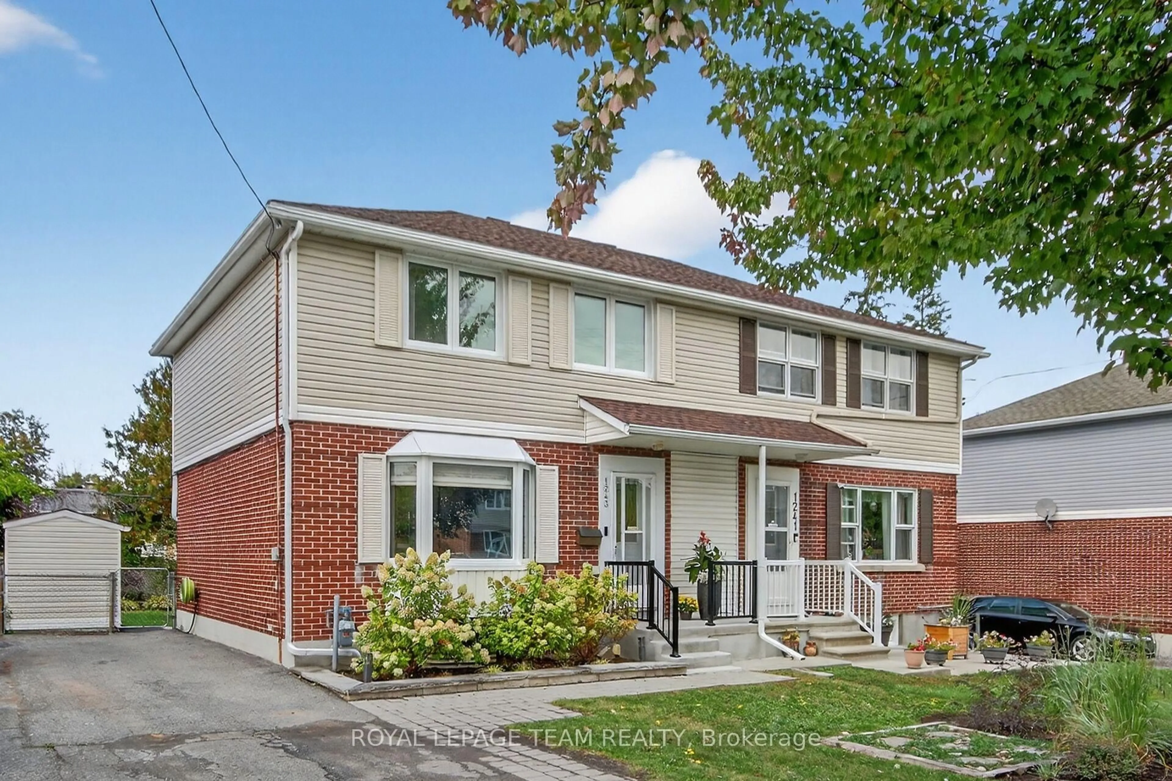 Home with brick exterior material, street for 1243 Kingston Ave, Ottawa Ontario K1Z 8K8