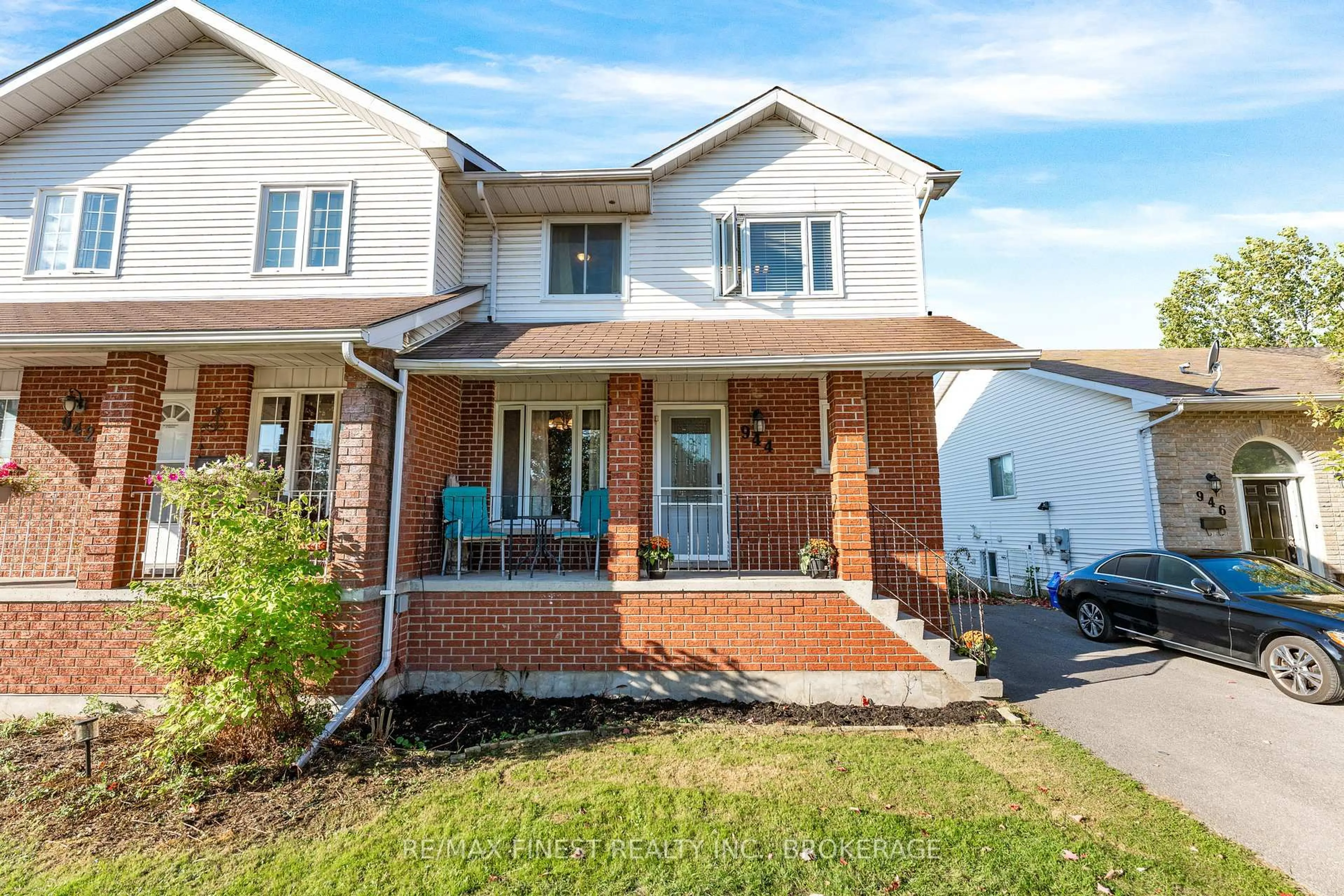 Home with brick exterior material, street for 944 Warburton Cres, Kingston Ontario K7M 8L1