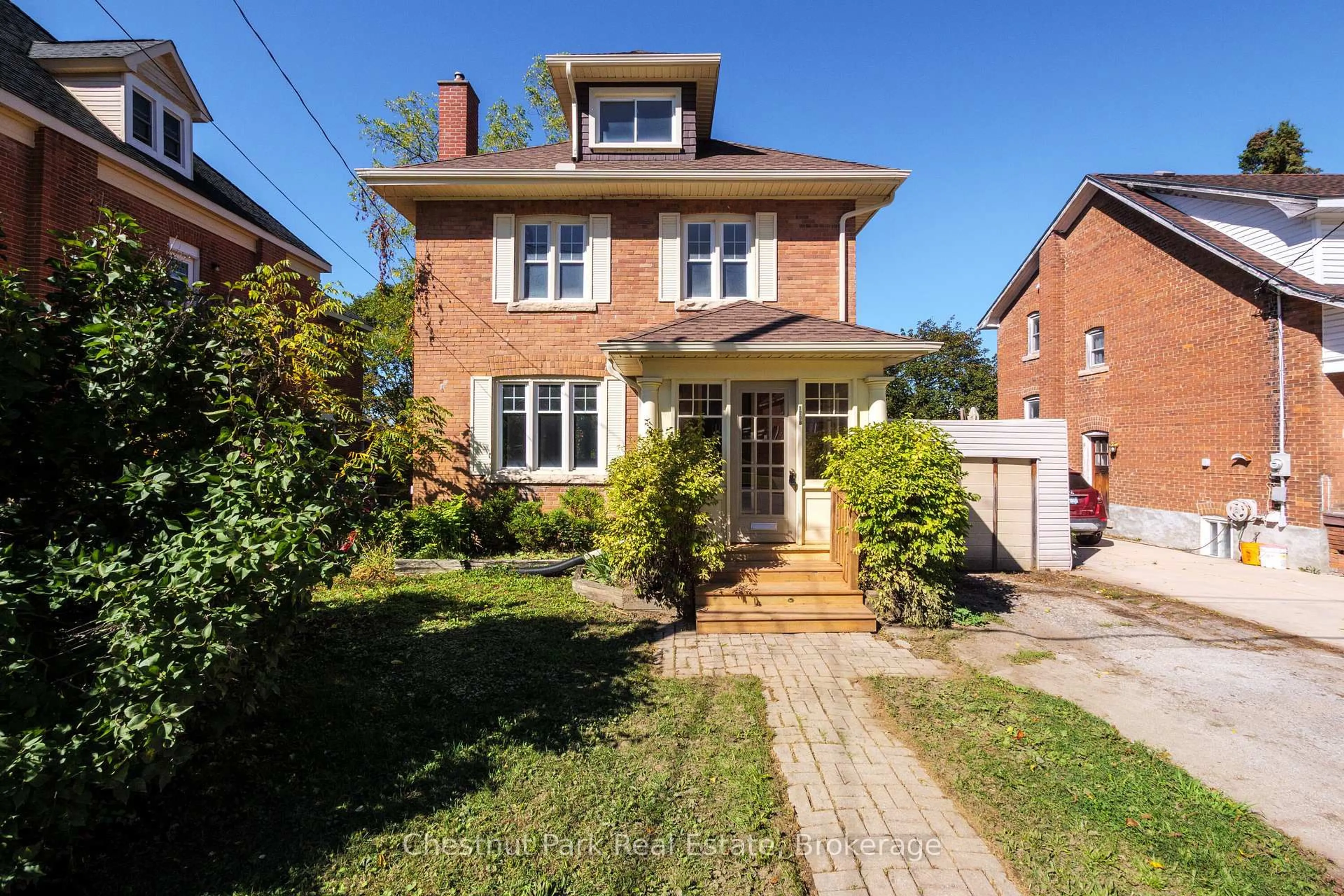 Home with brick exterior material, street for 1208 4th Ave, Owen Sound Ontario N4K 2P6