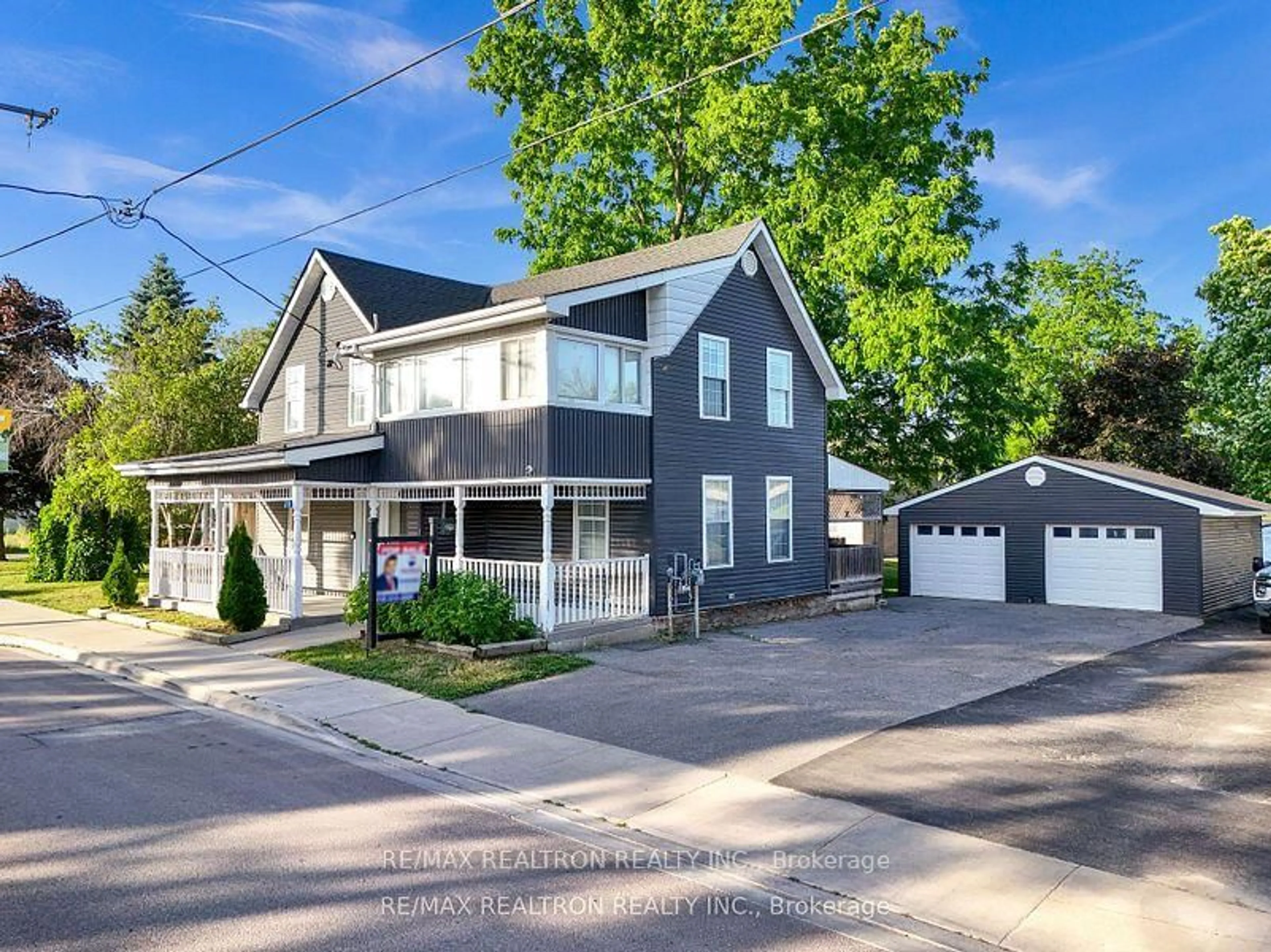 A pic from outside/outdoor area/front of a property/back of a property/a pic from drone, street for 28 North Trent St, Hastings Ontario K0K 2C0