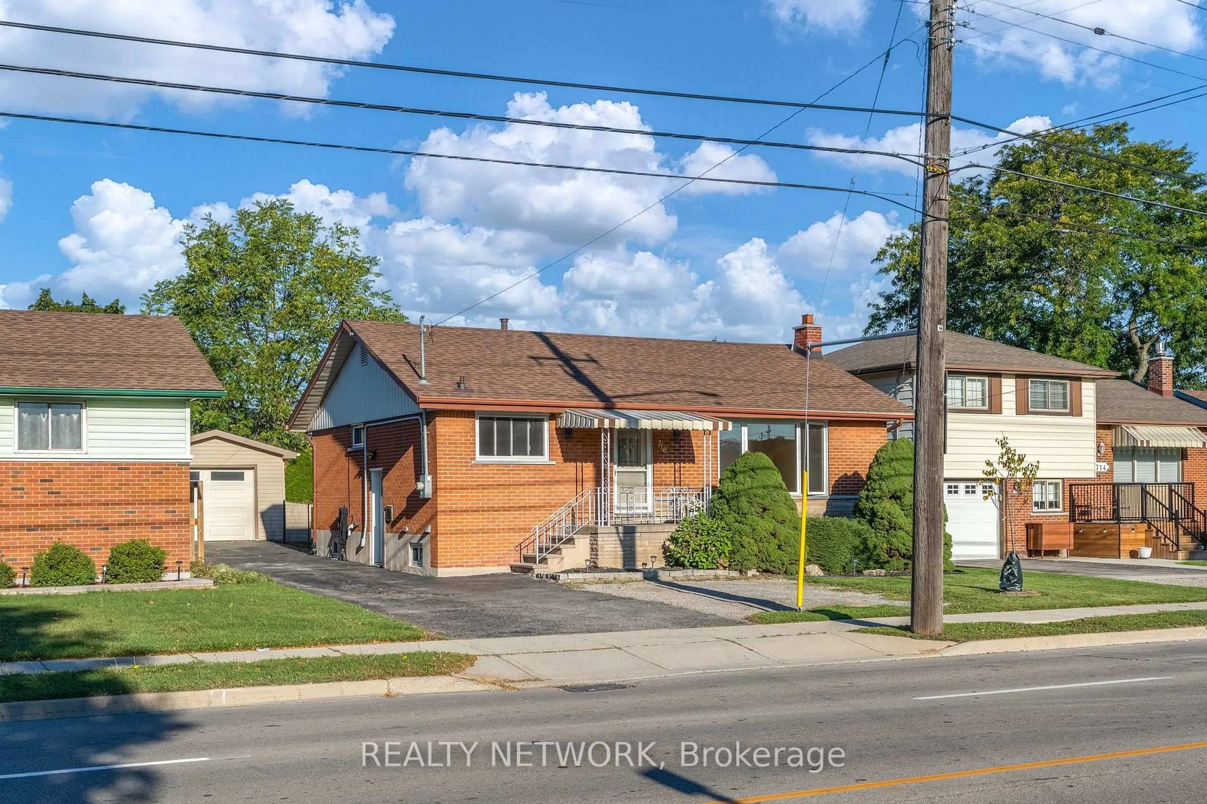 Home with brick exterior material, street for 716 Upper Ottawa St, Hamilton Ontario L8T 3T6
