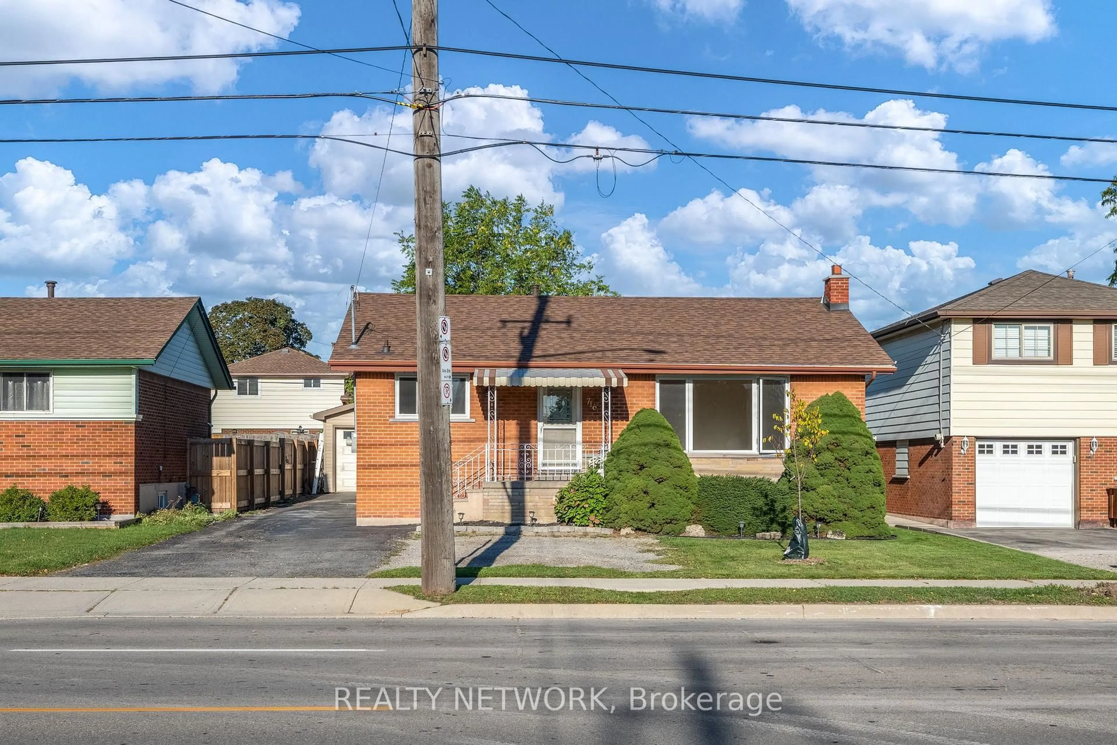 Home with brick exterior material, street for 716 Upper Ottawa St, Hamilton Ontario L8T 3T6