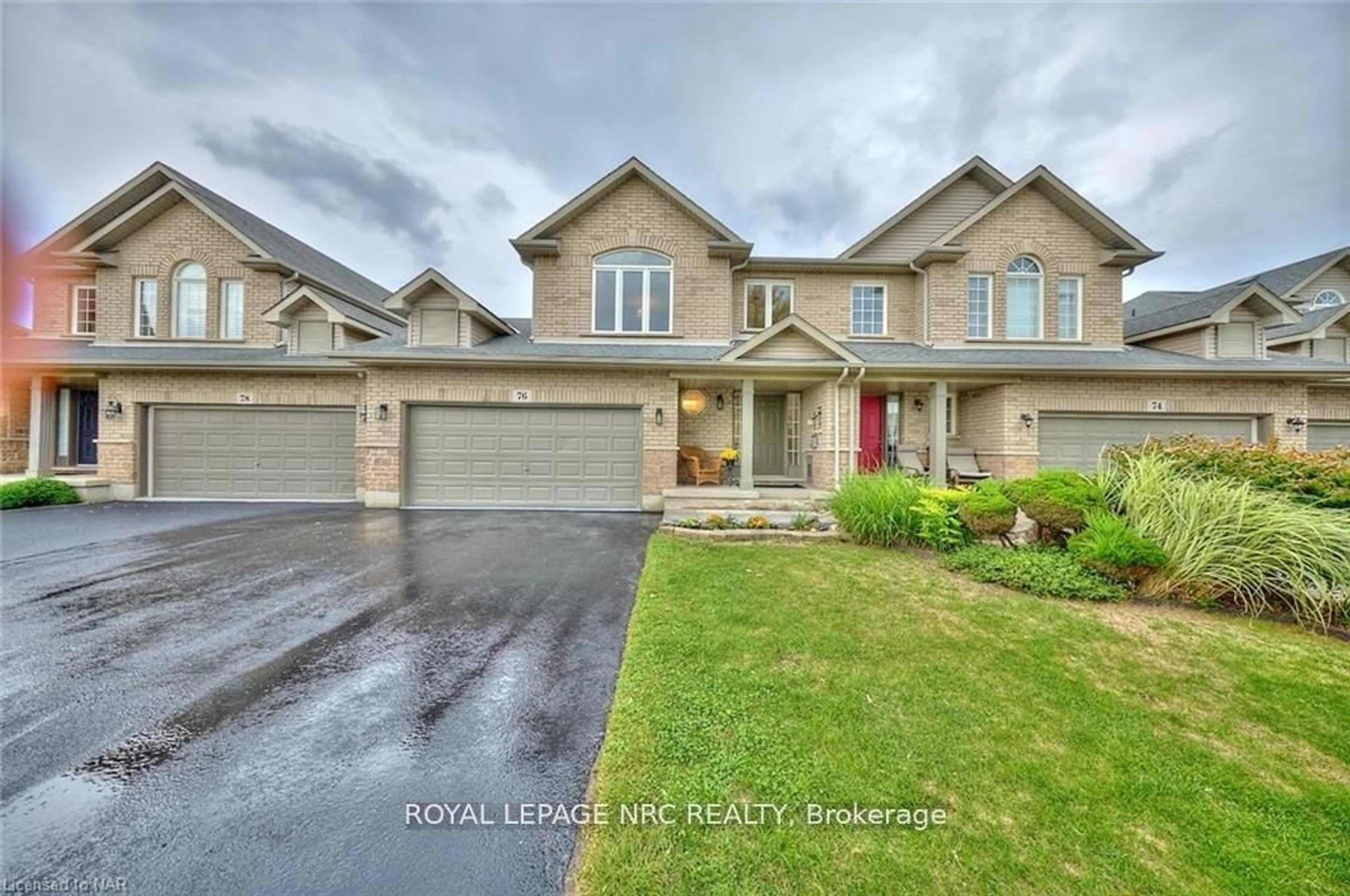 A pic from outside/outdoor area/front of a property/back of a property/a pic from drone, street for 76 Loretta Dr, Niagara-on-the-Lake Ontario L0S 1T0