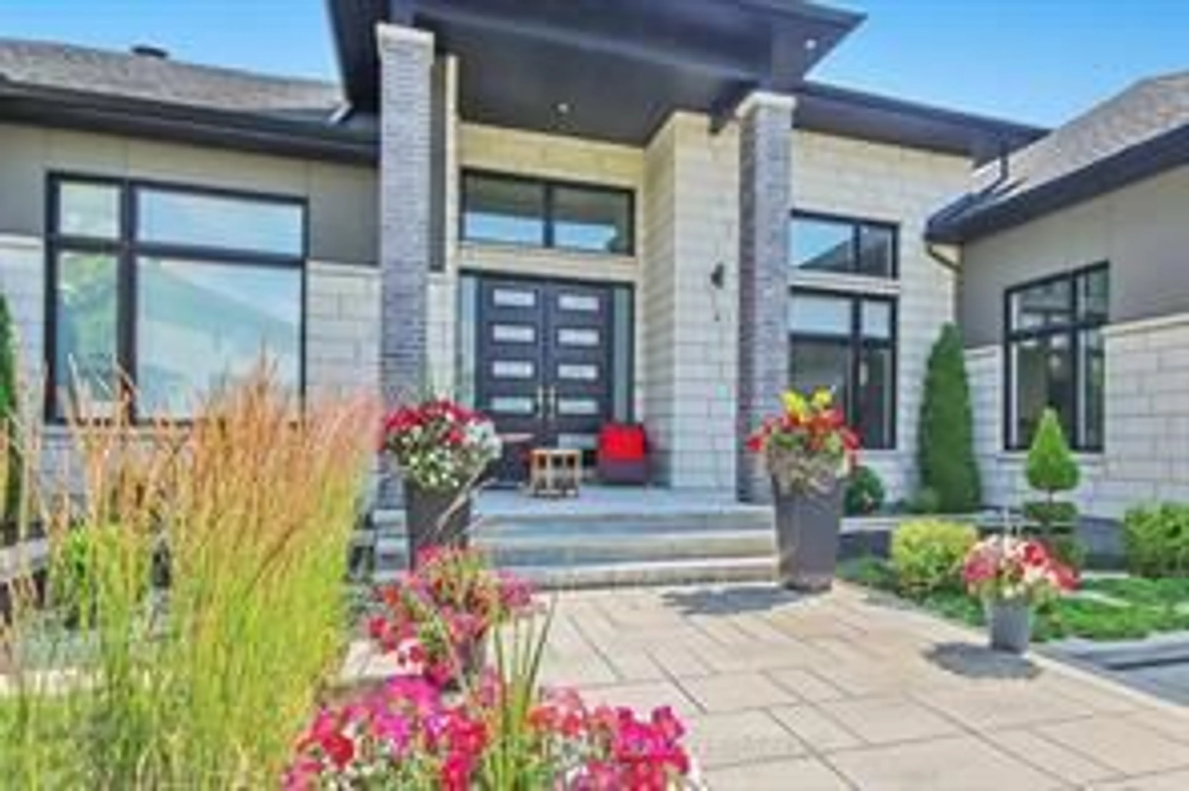 Home with brick exterior material, street for 525 LEIMERK Crt, Manotick Ontario K4M 0B2