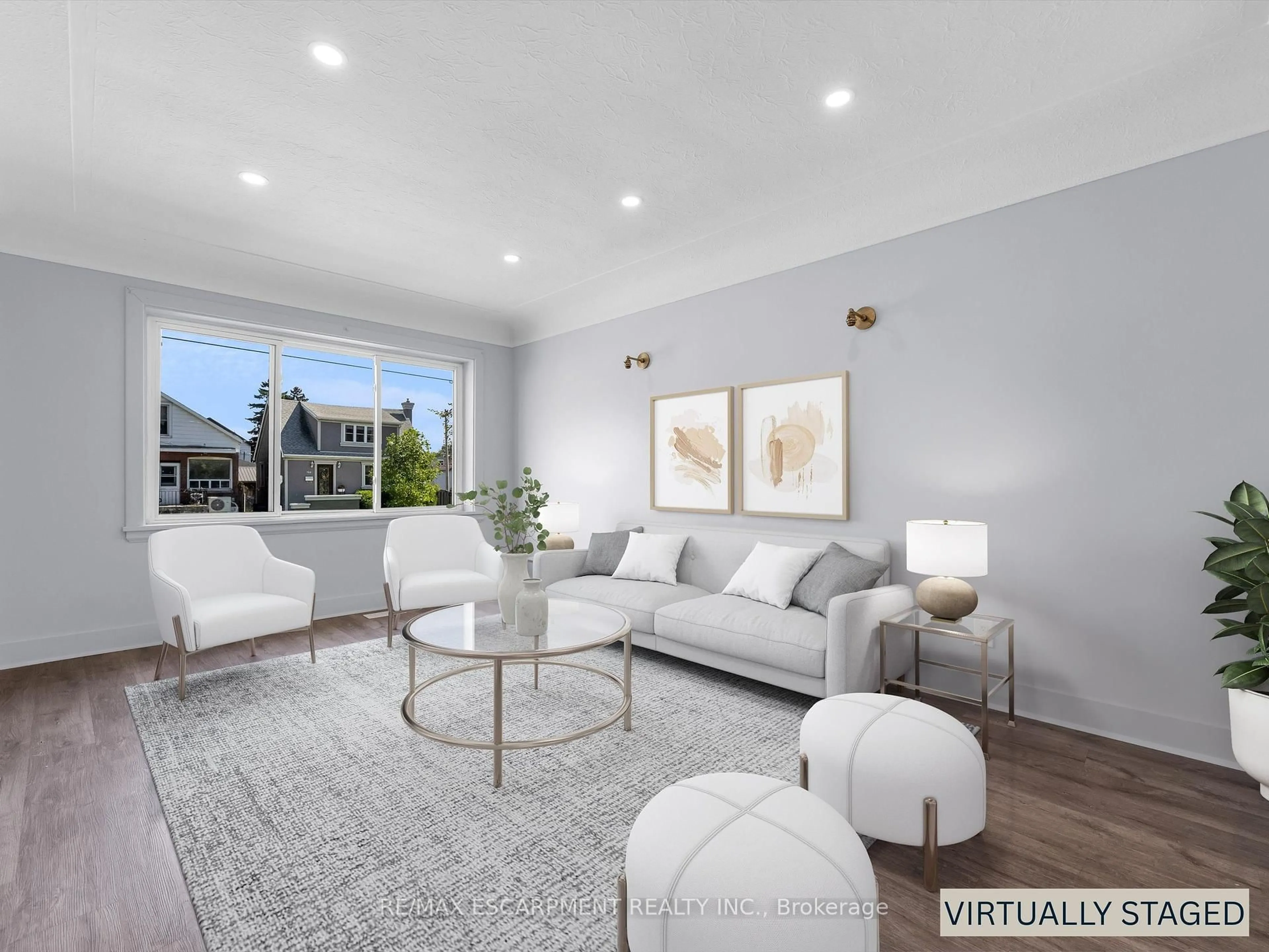 Living room with furniture, unknown for 753 Burgess Ave, Hamilton Ontario L8H 6J5