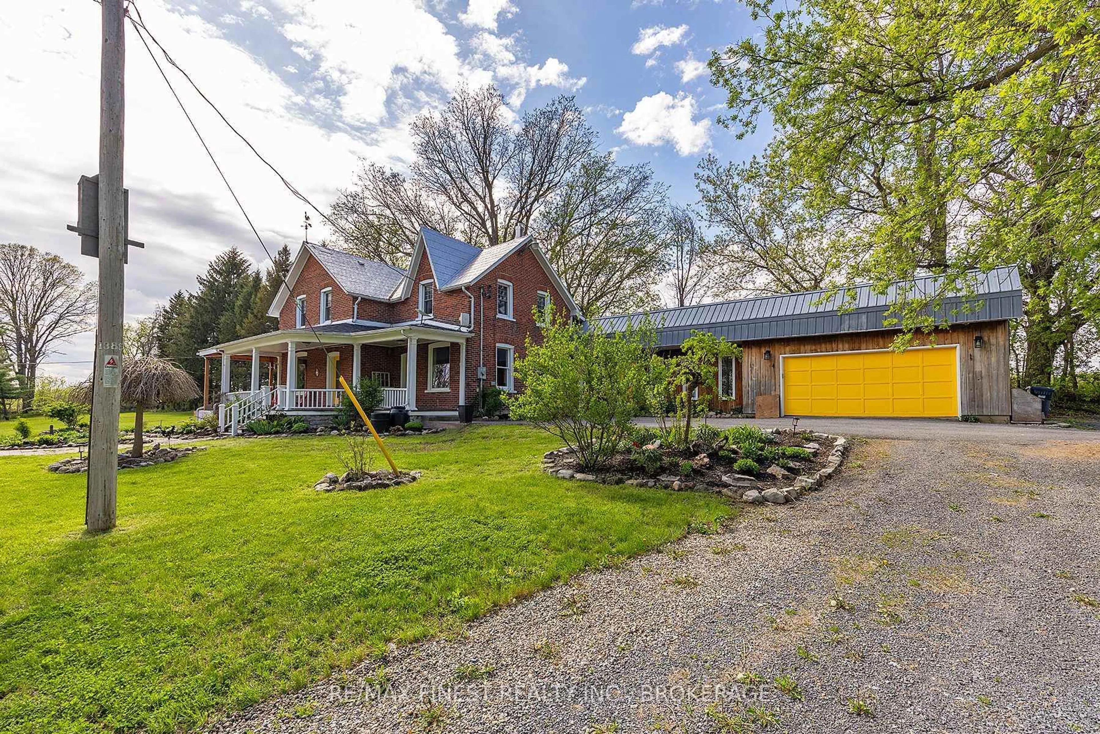 A pic from outside/outdoor area/front of a property/back of a property/a pic from drone, street for 259 County Road 17, Newburgh Ontario K0K 2S0