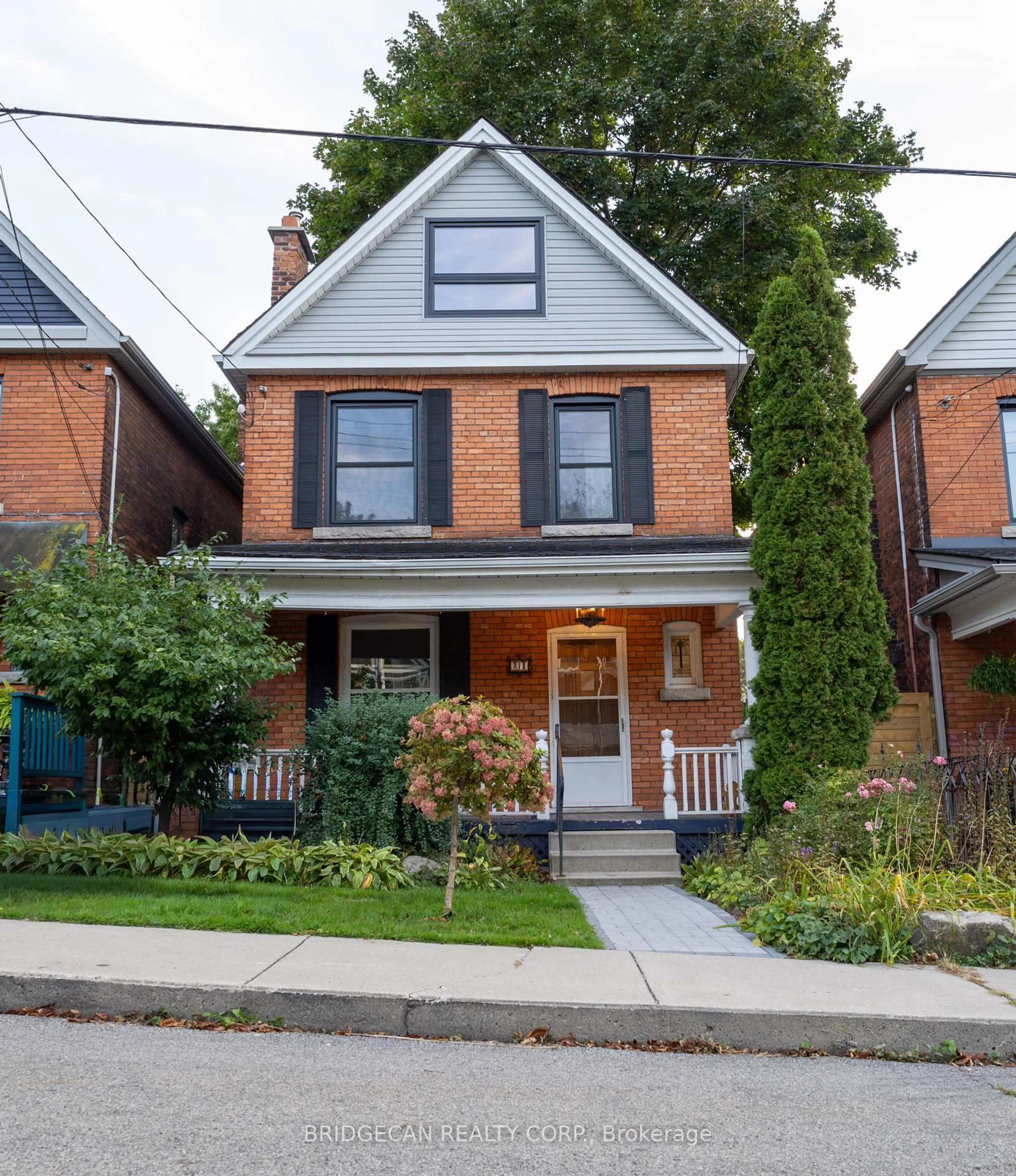 Home with brick exterior material, street for 21 Sunset Ave, Hamilton Ontario L8R 1V7