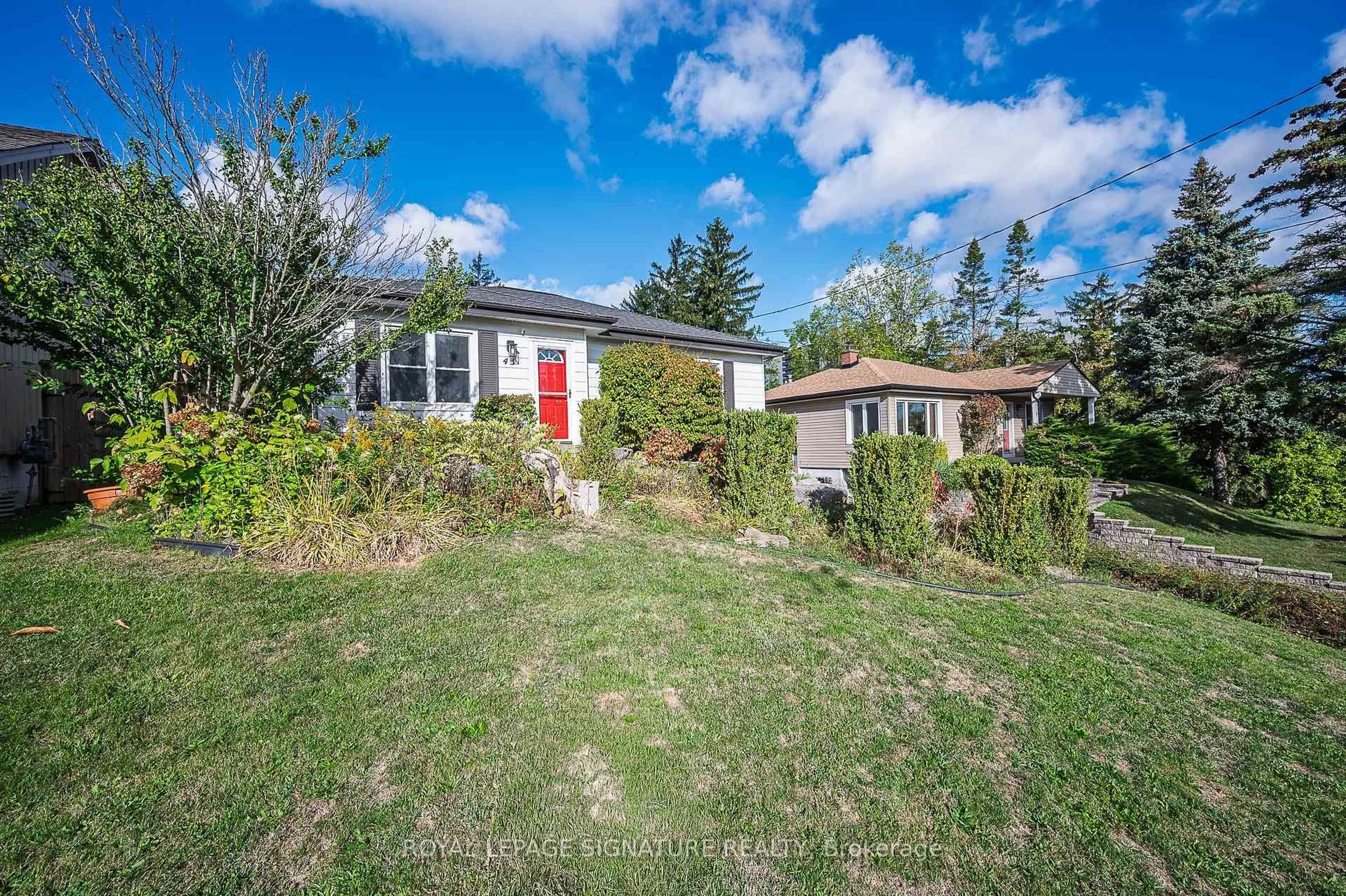 Unknown for 43 Lake Ave, Hamilton Ontario L8E 1L2