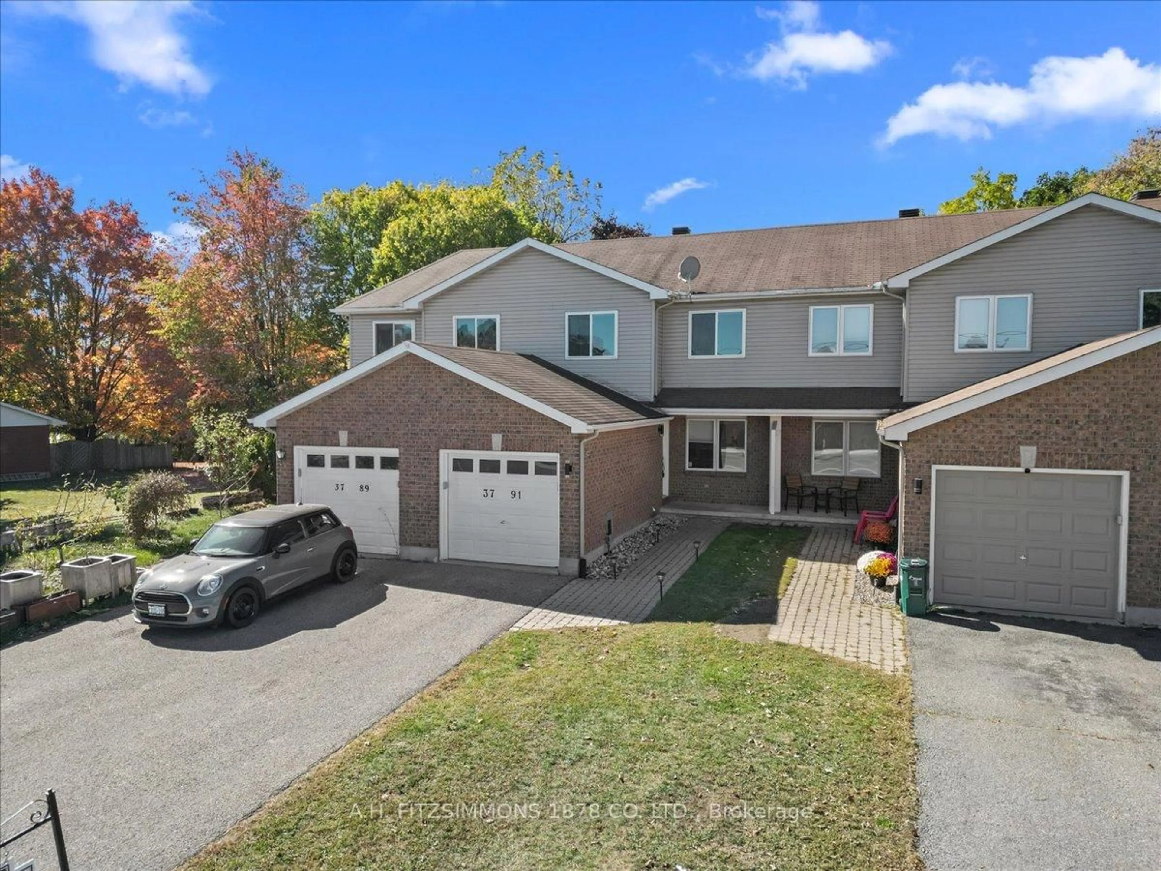 A pic from outside/outdoor area/front of a property/back of a property/a pic from drone, street for 3791 Carp Rd, Carp Ontario K0A 1L0