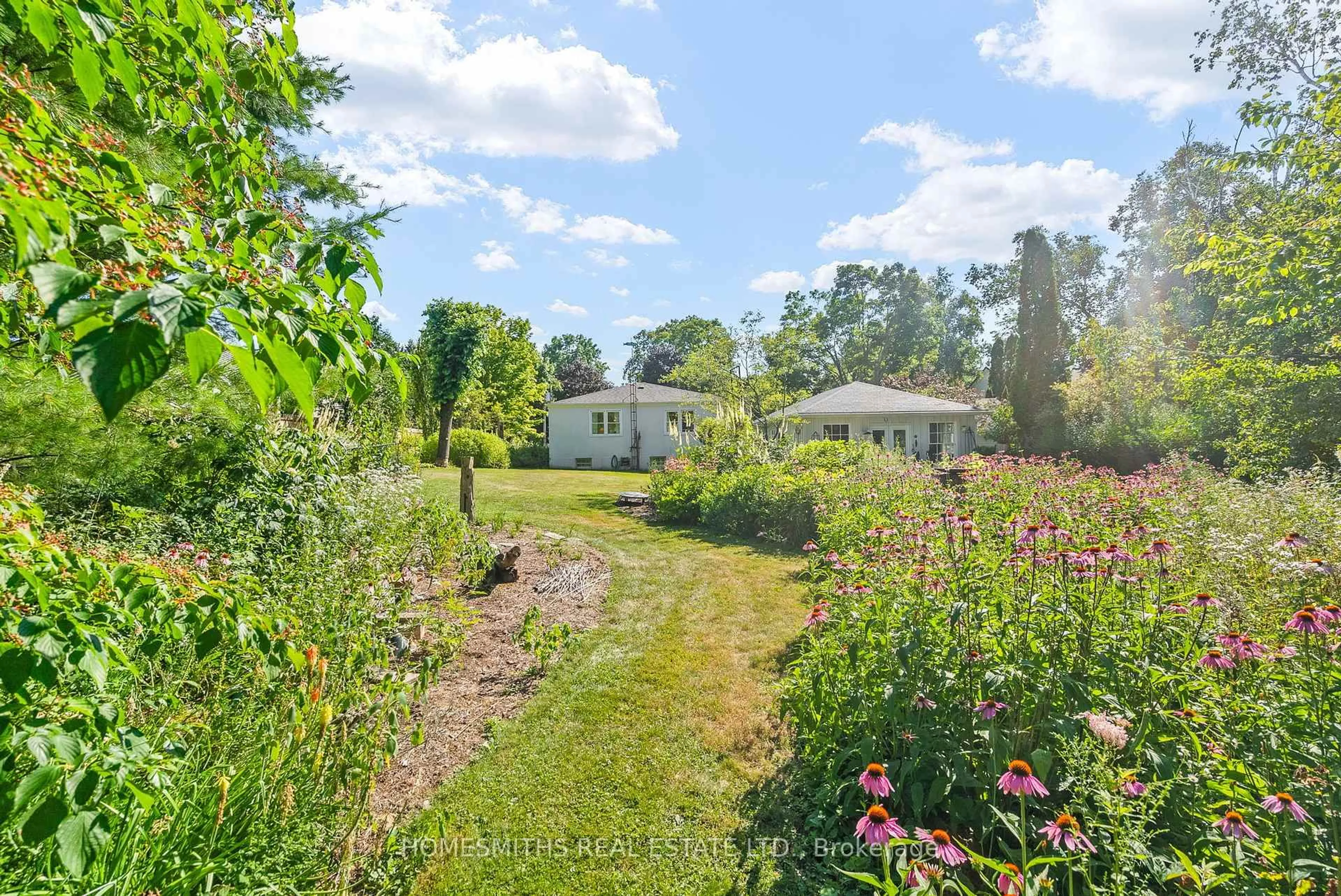 A pic from outside/outdoor area/front of a property/back of a property/a pic from drone, unknown for 138 Old Danforth Rd, Alnwick/Haldimand Ontario K0K 2G0
