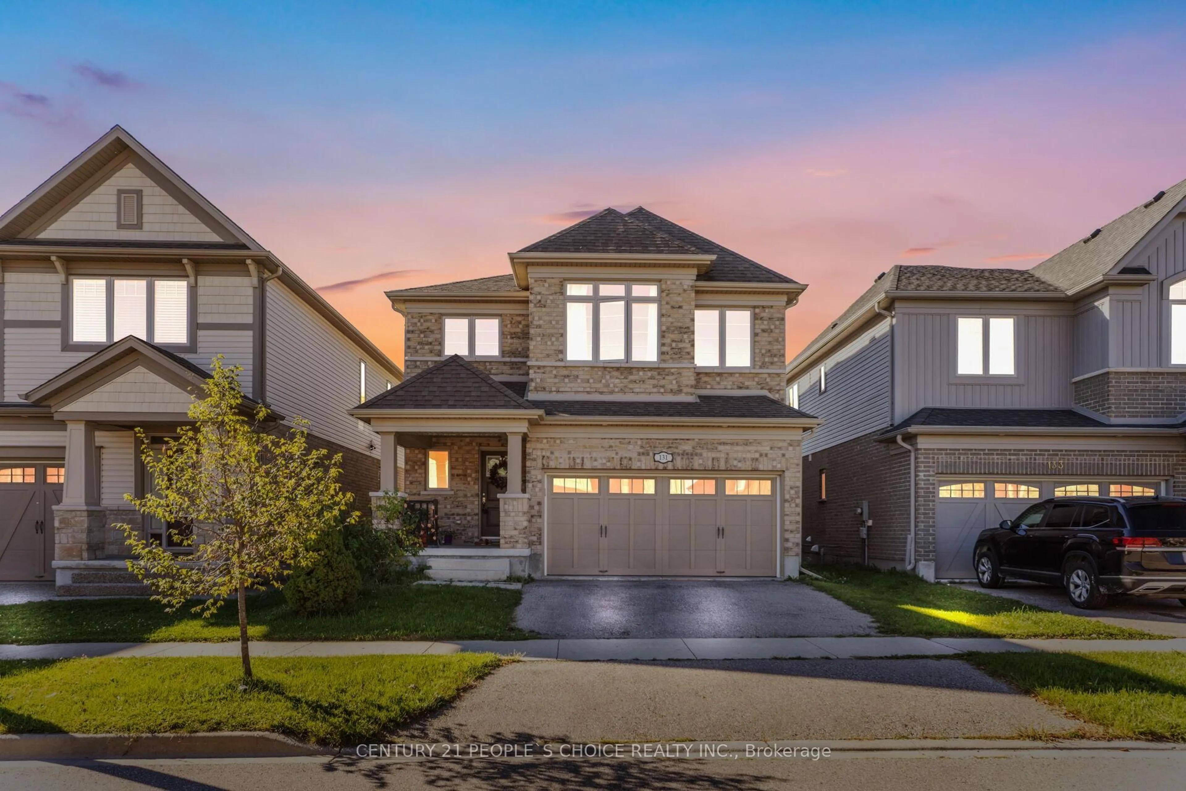 Home with vinyl exterior material, street for 131 Steeplechase Way, Waterloo Ontario N2K 0E7