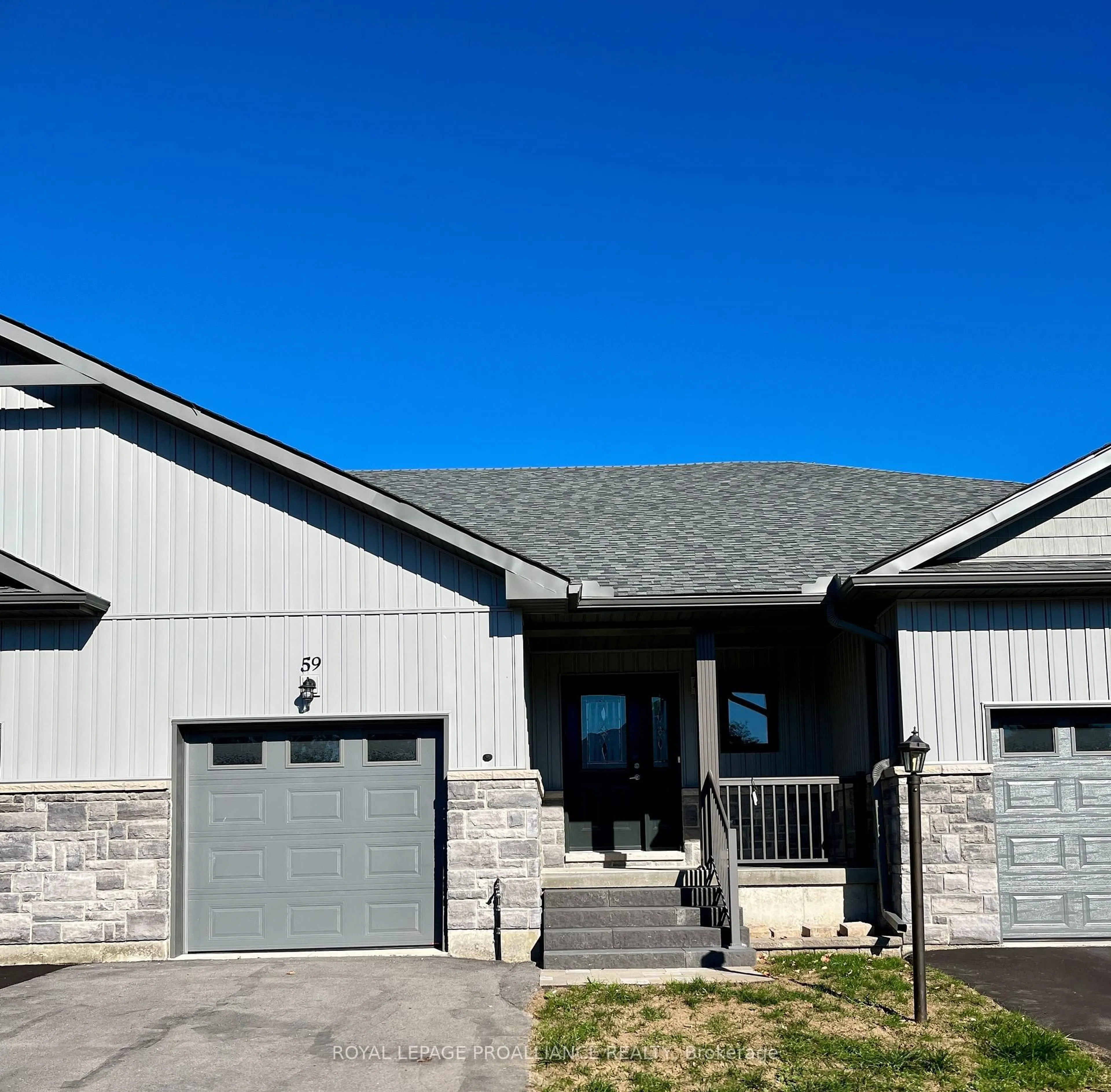 Home with vinyl exterior material, unknown for 59 Dorchester Dr, Prince Edward County Ontario K0K 3L0