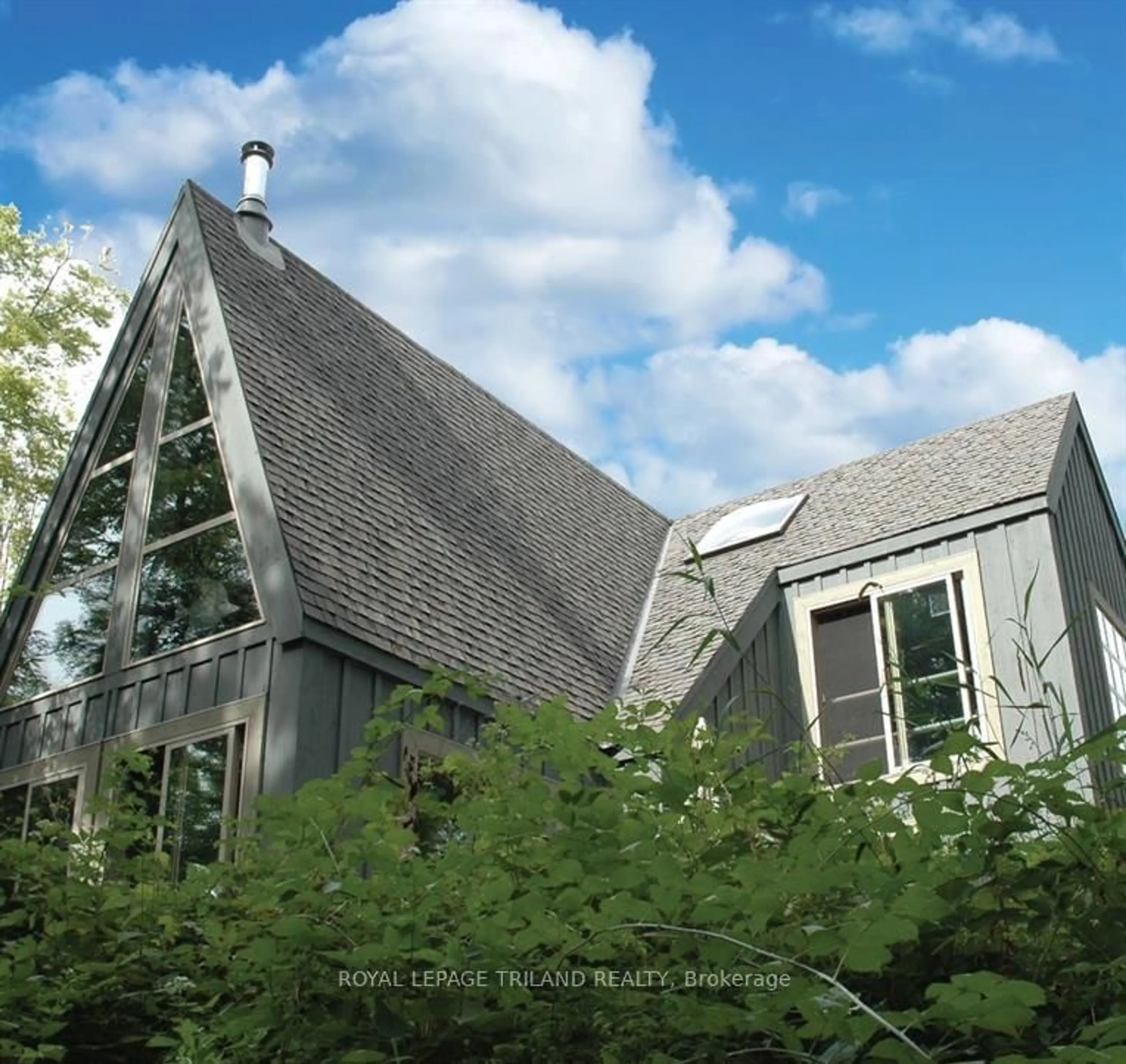 Home with vinyl exterior material, unknown for 253 Elginfield Rd, North Middlesex Ontario N0M 2K0
