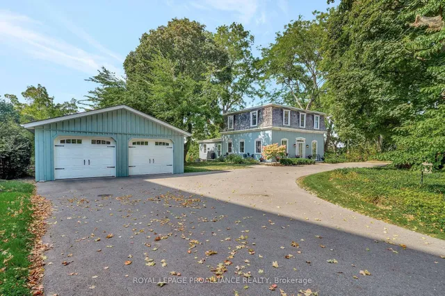 103 Bridge St, Prince Edward County 5
