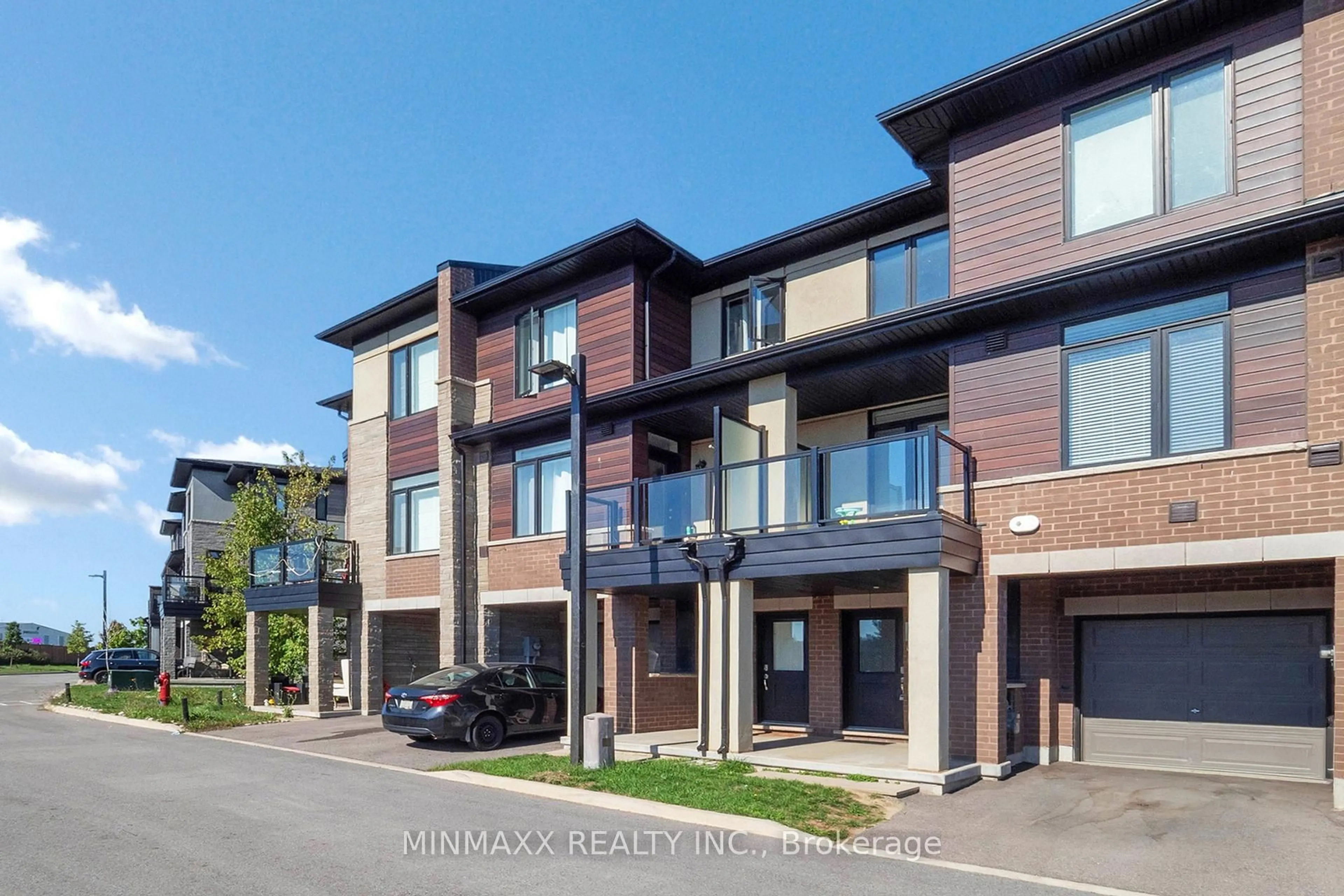 Unknown for 590 North Service Rd #59, Hamilton Ontario L8E 0K5