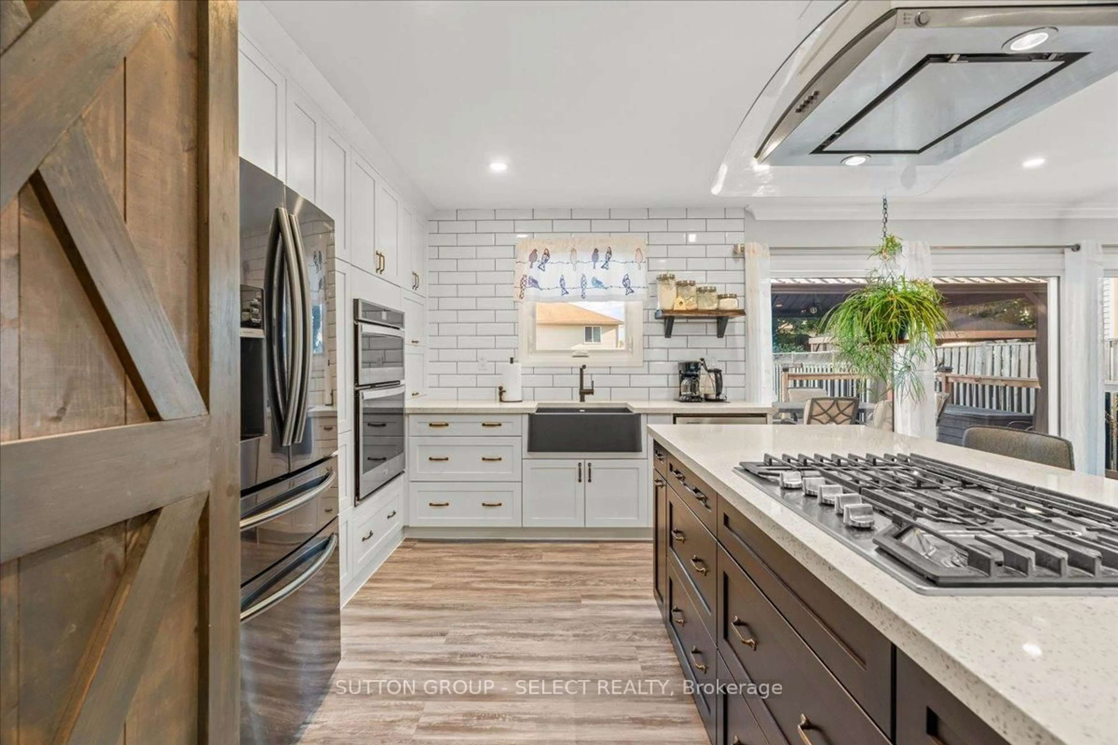 Open concept kitchen, ceramic/tile floor for 169 Saddy Ave, London East Ontario N5V 4N1