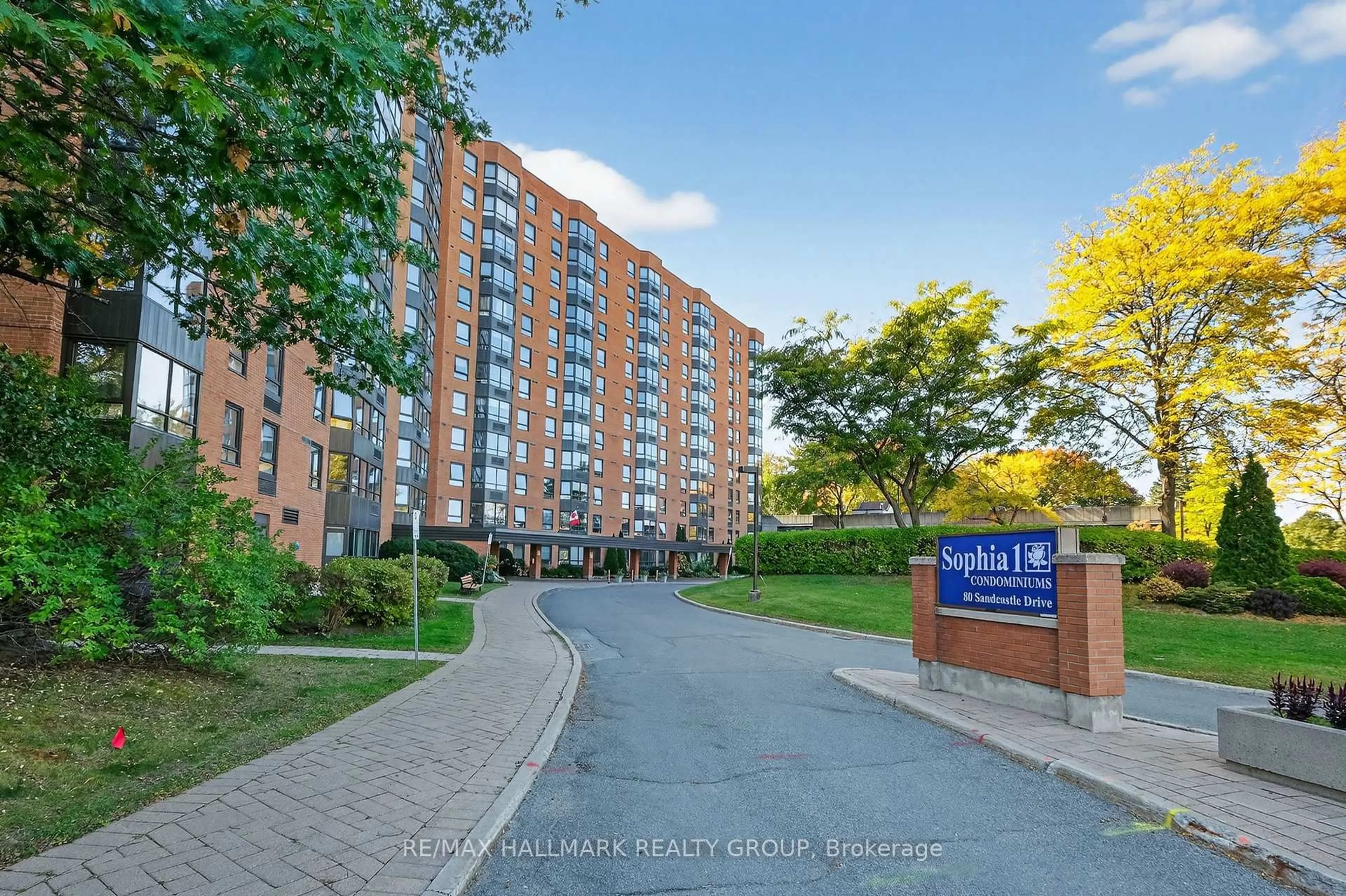 A pic from outside/outdoor area/front of a property/back of a property/a pic from drone, street for 80 Sandcastle Dr #1207, Ottawa Ontario K2H 9E7
