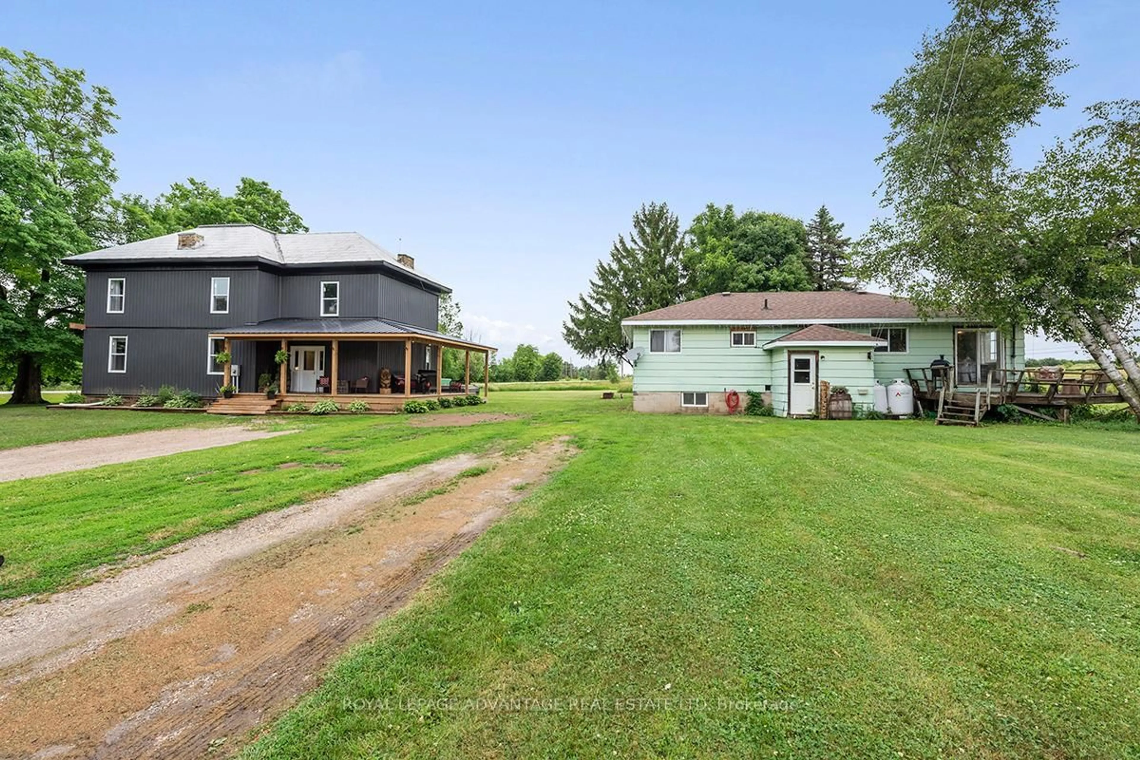 A pic from outside/outdoor area/front of a property/back of a property/a pic from drone, water/lake/river/ocean view for 526 Kelford Dr, Perth Ontario K7H 3C5