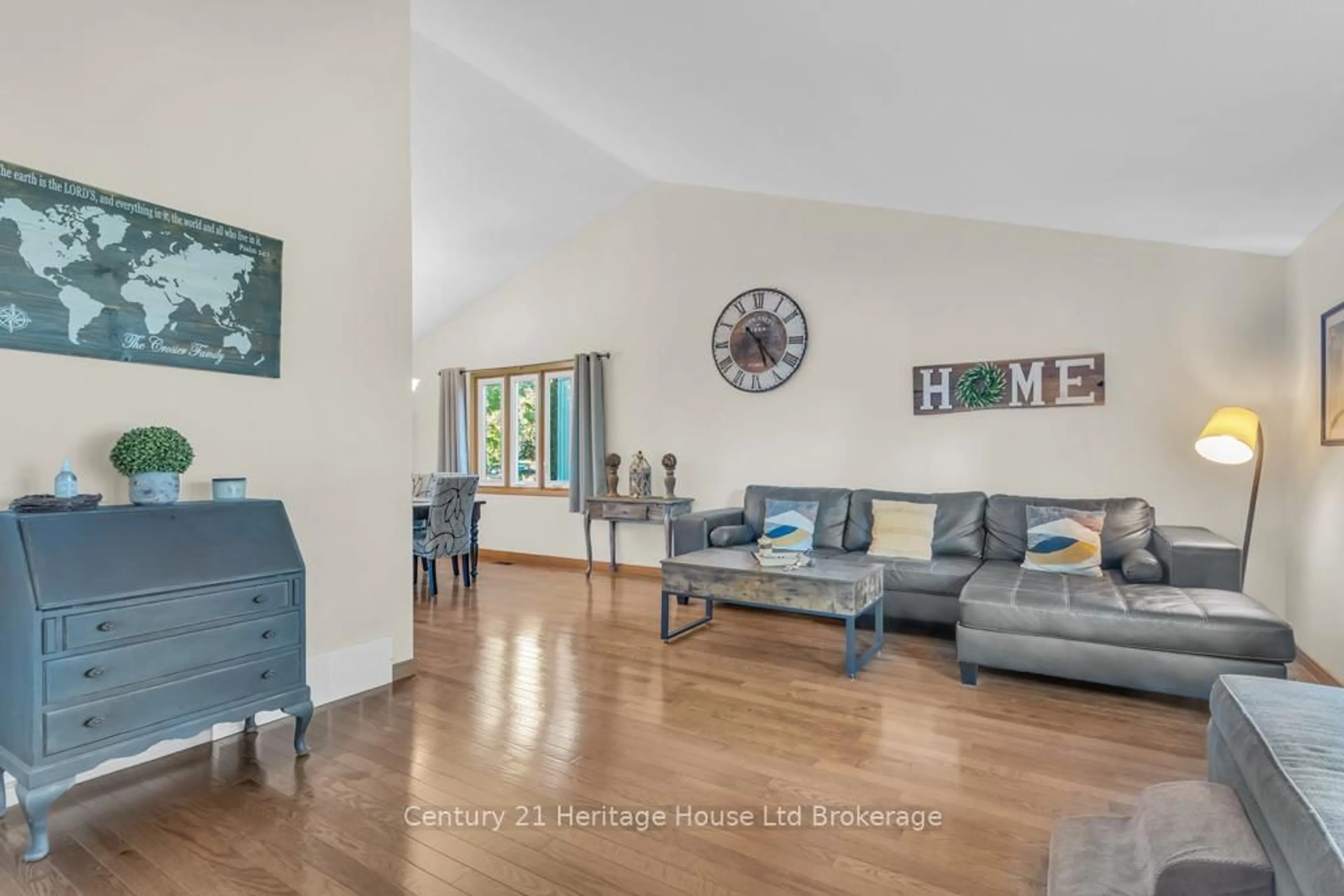 Living room with furniture, unknown for 4 Demeyere Ave, Tillsonburg Ontario N4G 4V5