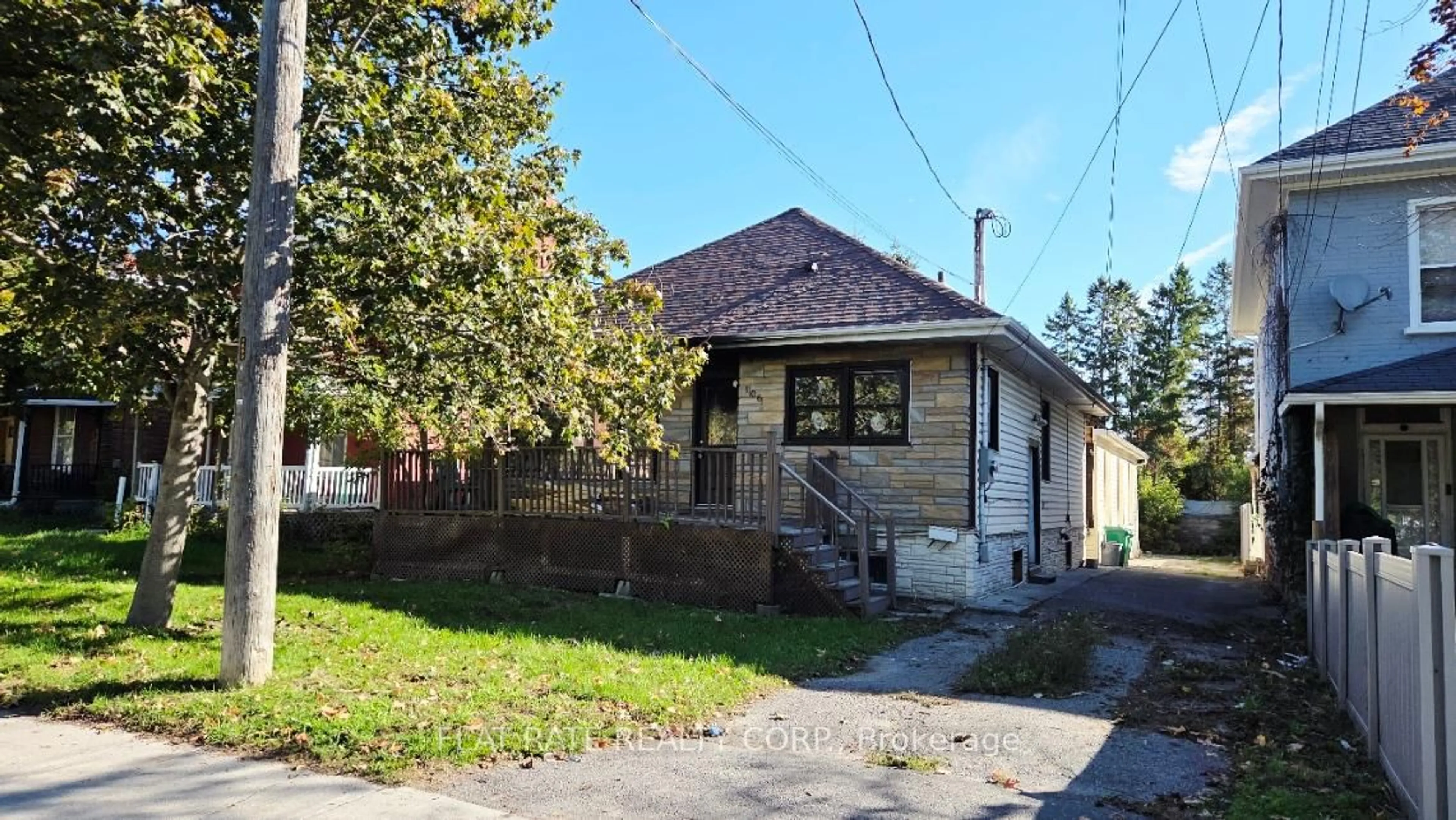 Unknown for 106 STEWART St, Peterborough Ontario K9J 3M1