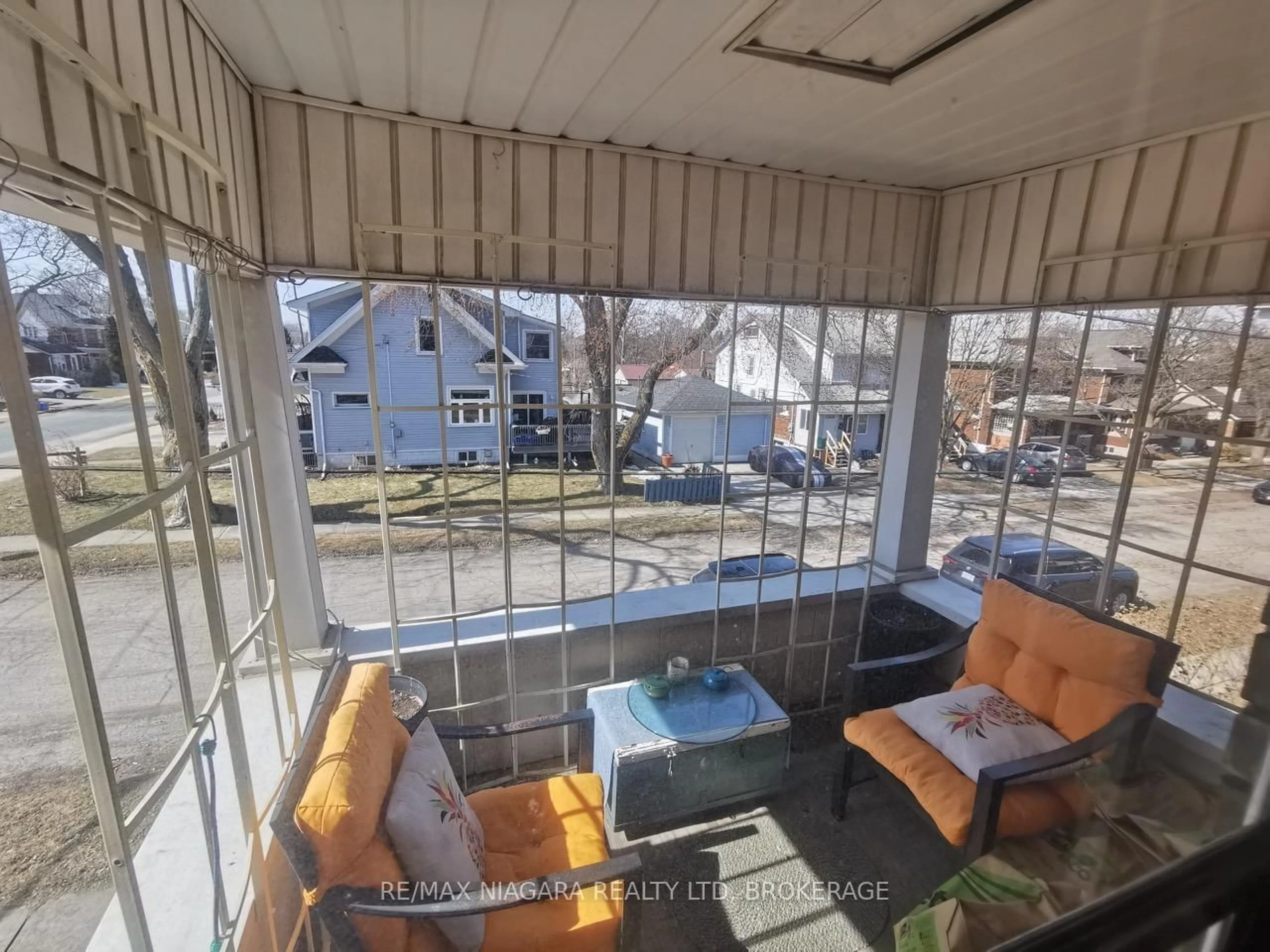 Unknown for 5078-5086 FIFTH Ave, Niagara Falls Ontario L2E 4S5