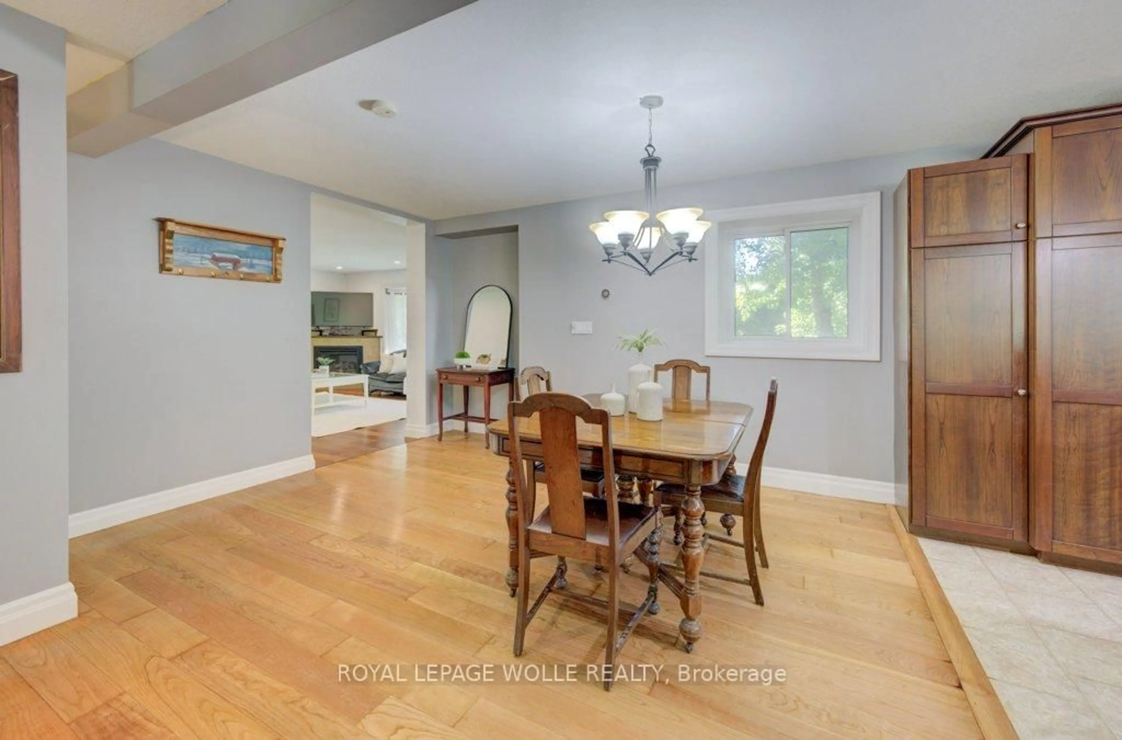 Dining room, unknown for 20 Goldfinch St, Woolwich Ontario N3B 1T3