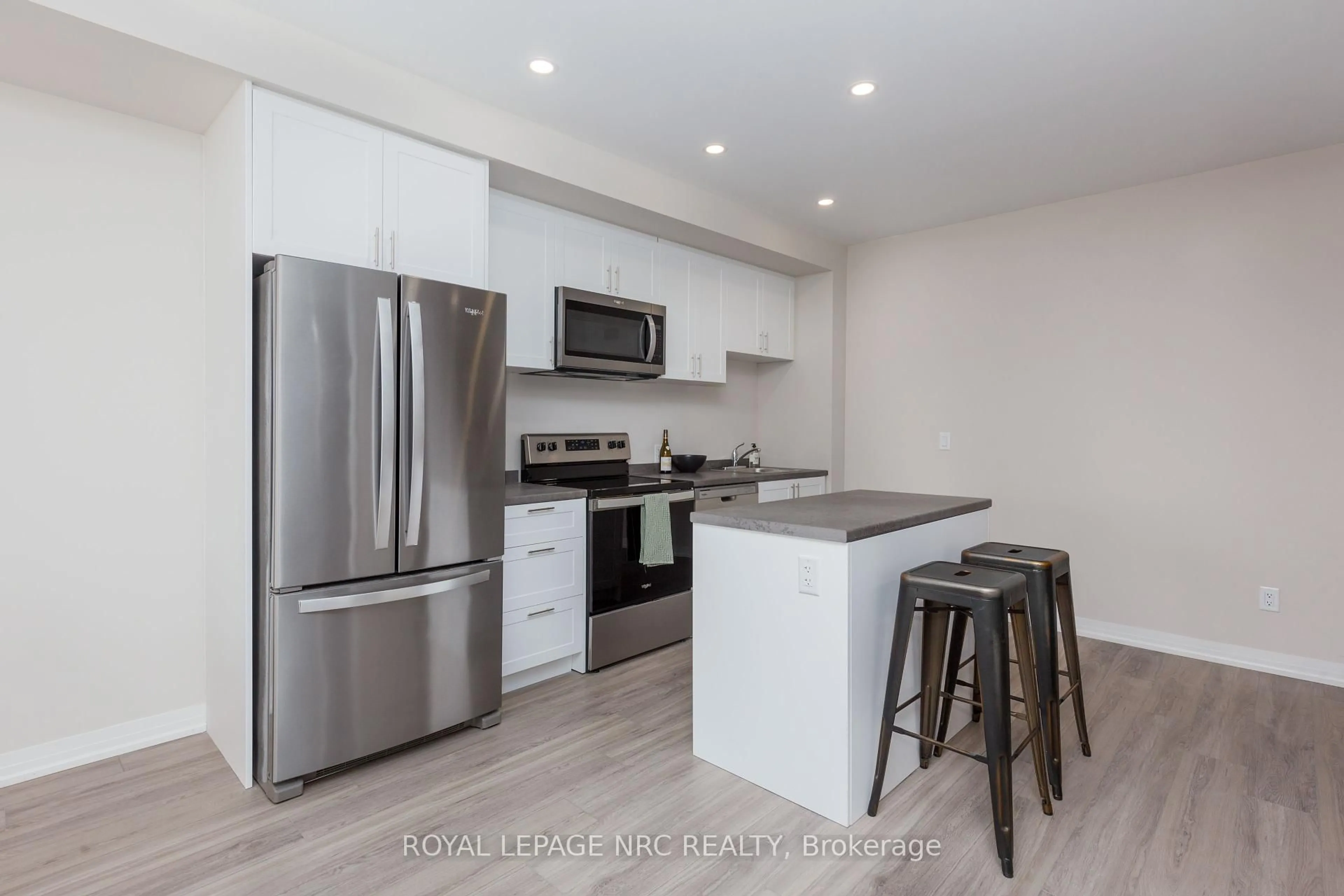 Unknown for 50 HERRICK Ave #333, St. Catharines Ontario L2P 2T9