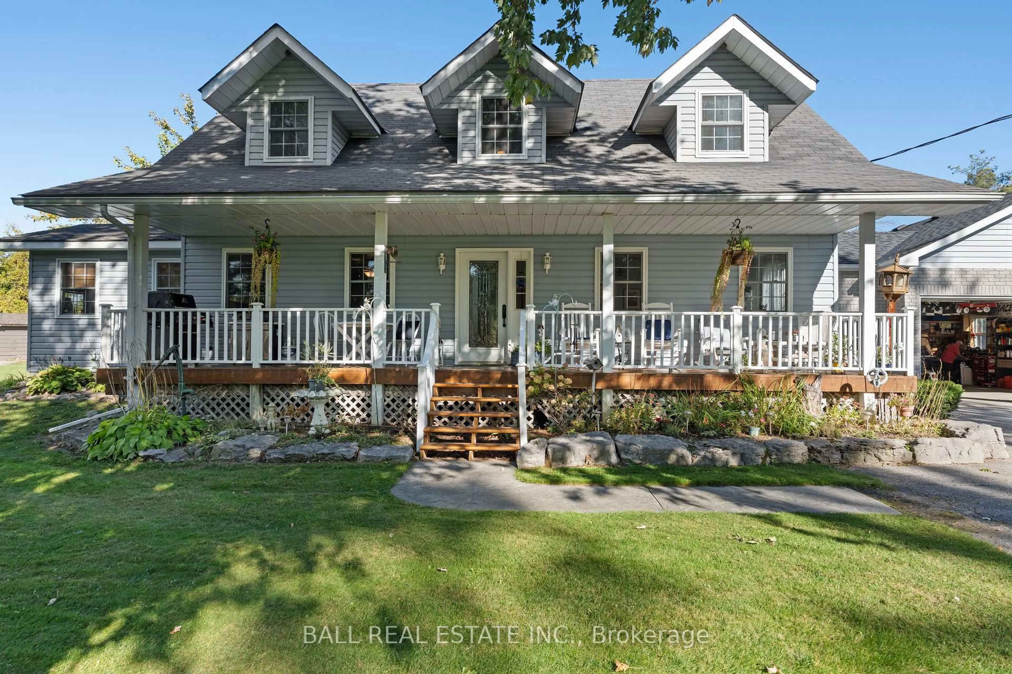 Home with vinyl exterior material, street for 78 Thomas Dr, Kawartha Lakes Ontario K0M 1N0