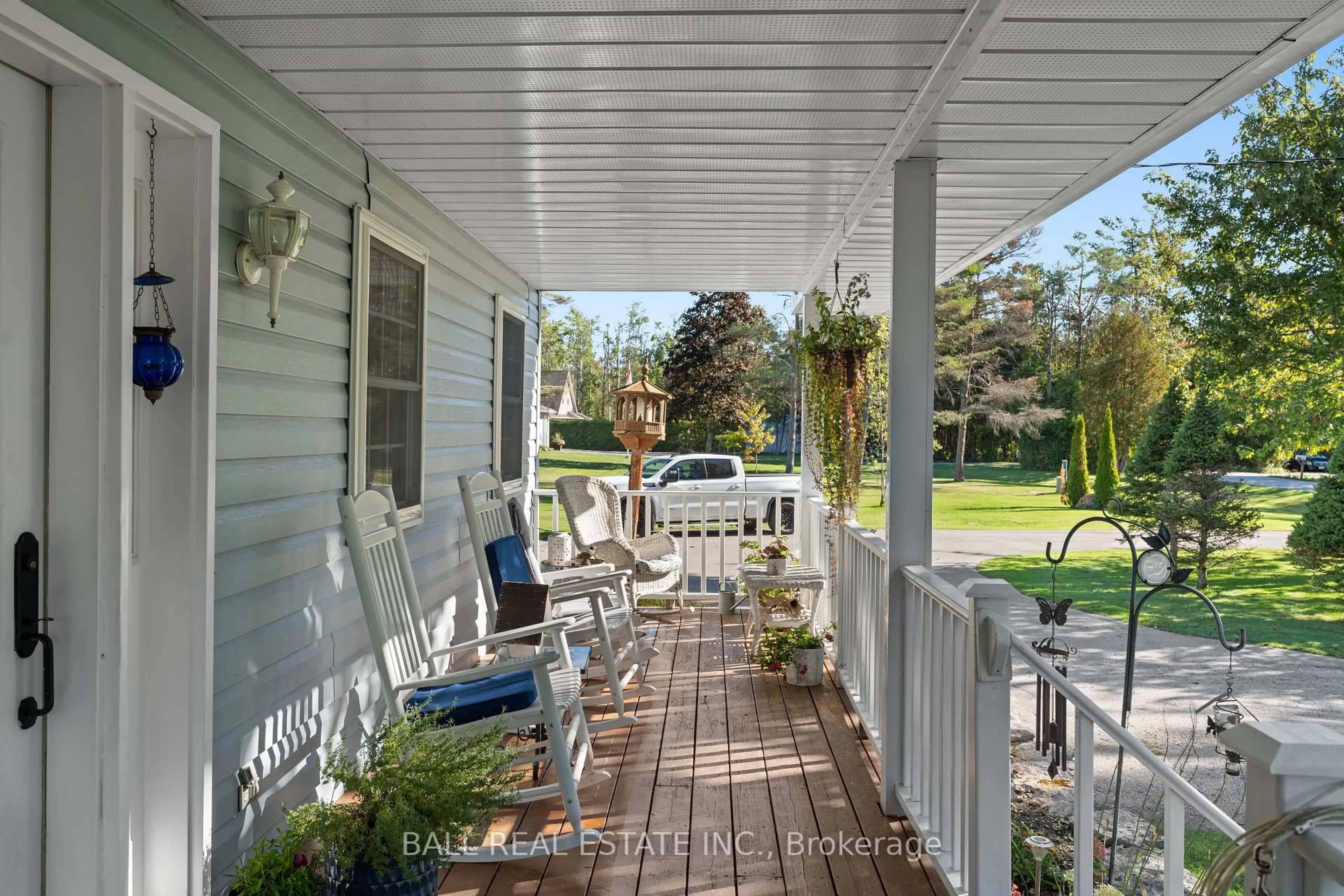 Patio, street for 78 Thomas Dr, Kawartha Lakes Ontario K0M 1N0