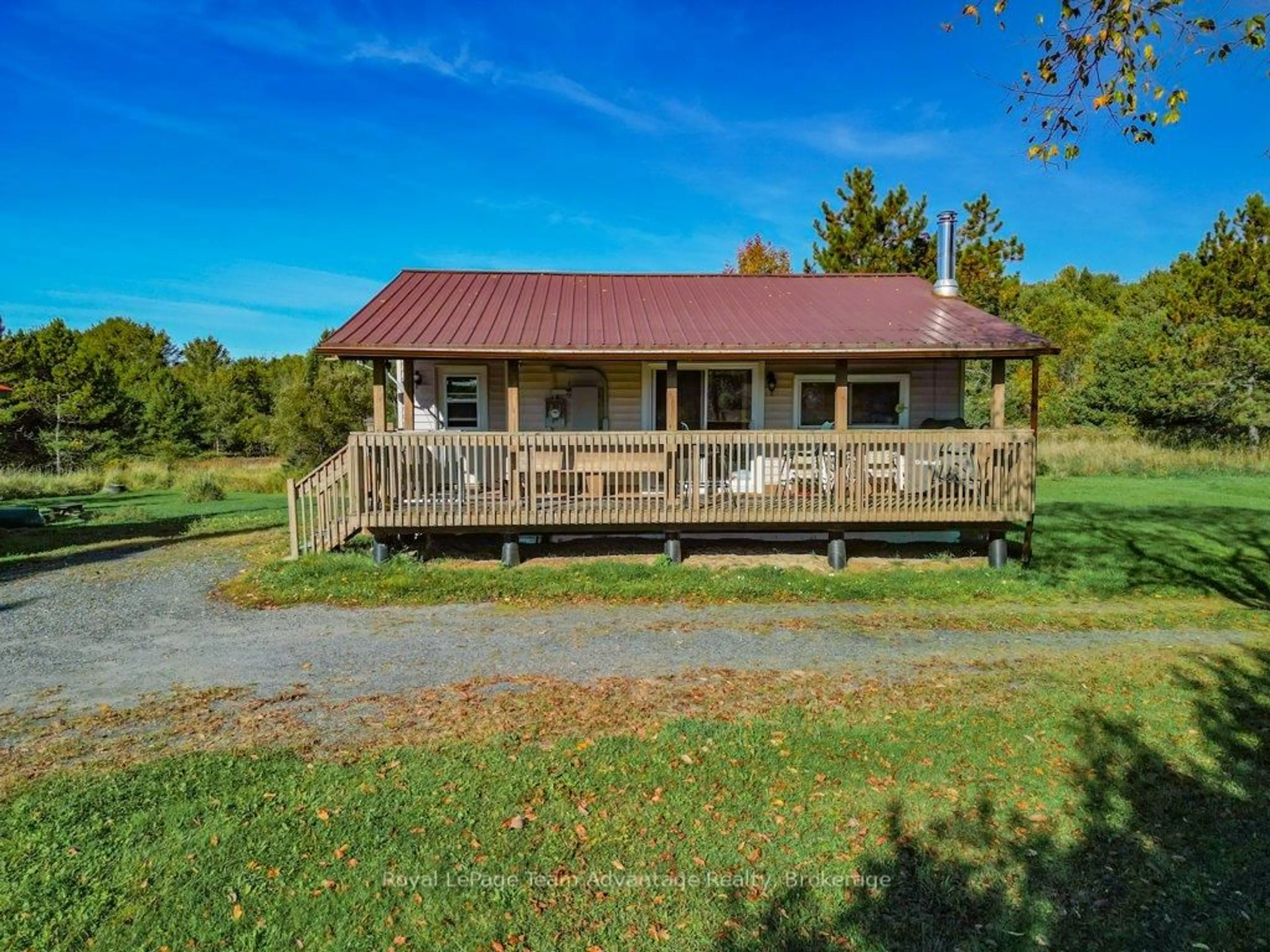 A pic from outside/outdoor area/front of a property/back of a property/a pic from drone, unknown for 292 McDougall Rd, McDougall Ontario P2A 0B3