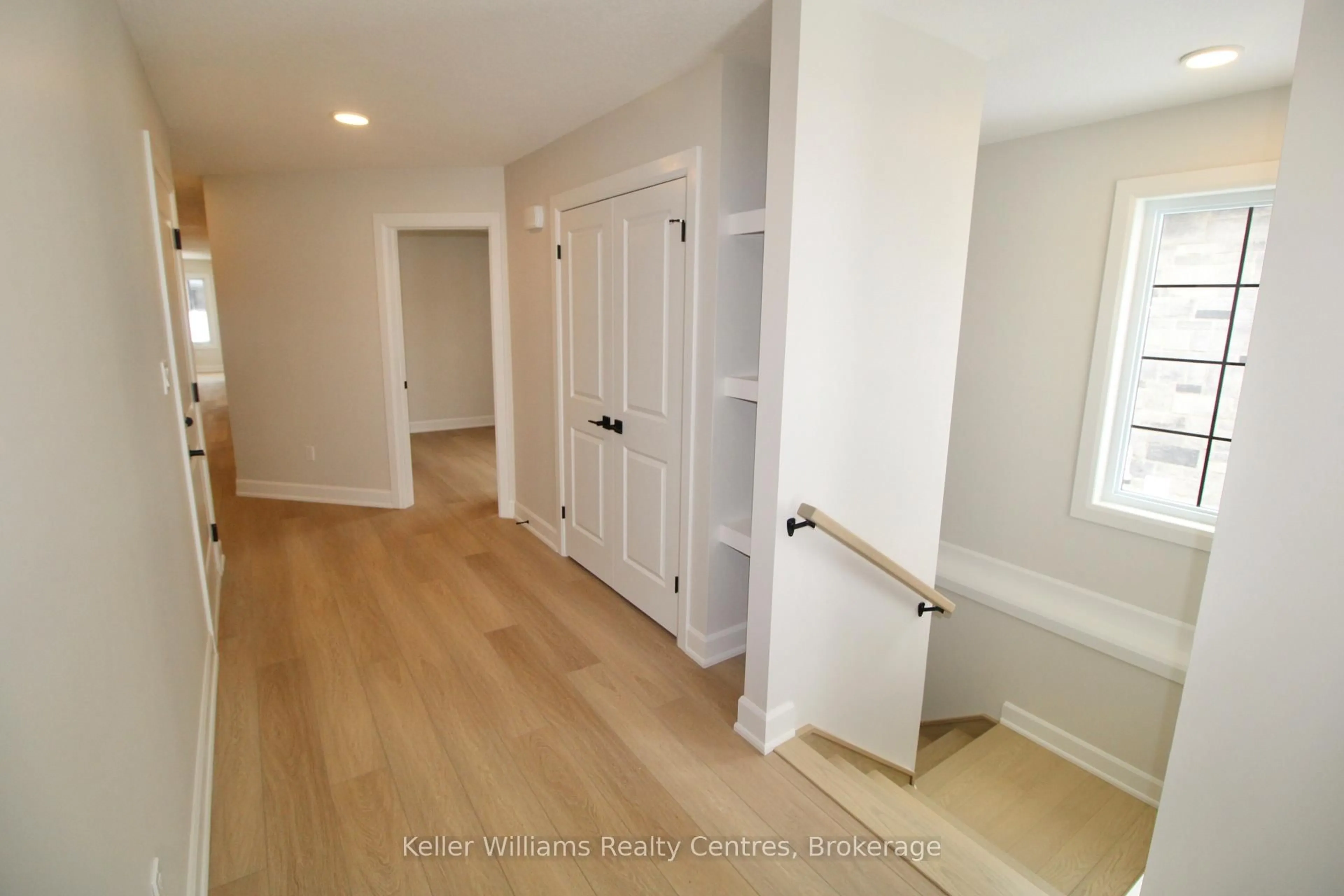 Unknown for 844 22nd Avenue A, Hanover Ontario N4N 0C6