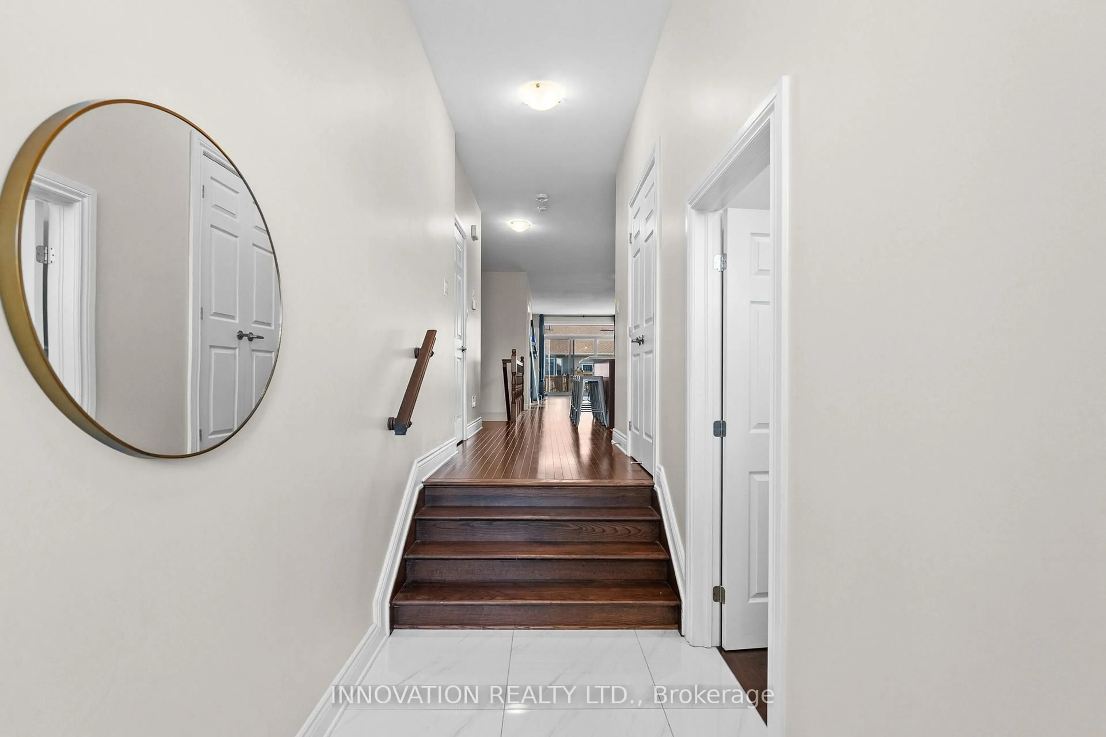 Indoor entryway for 6 Borland Dr, Carleton Place Ontario K7C 0K7