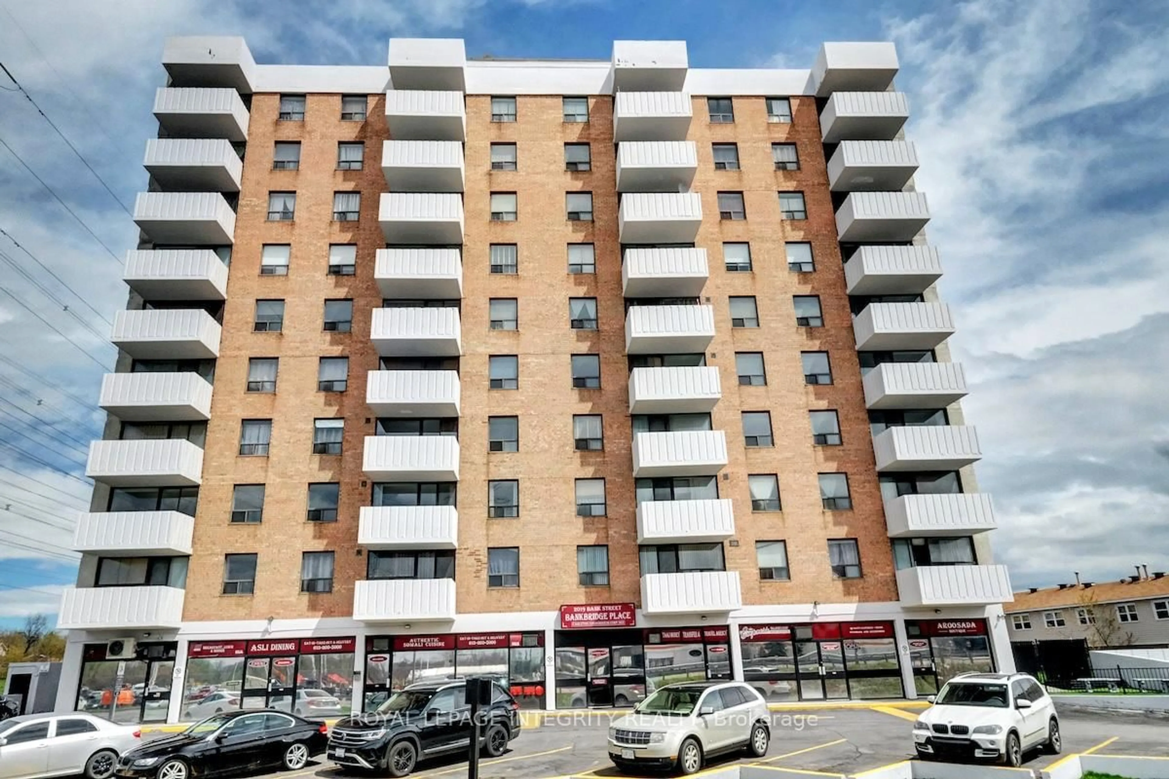 Unknown for 2019 Bank St #107, Ottawa Ontario K1V 0N1