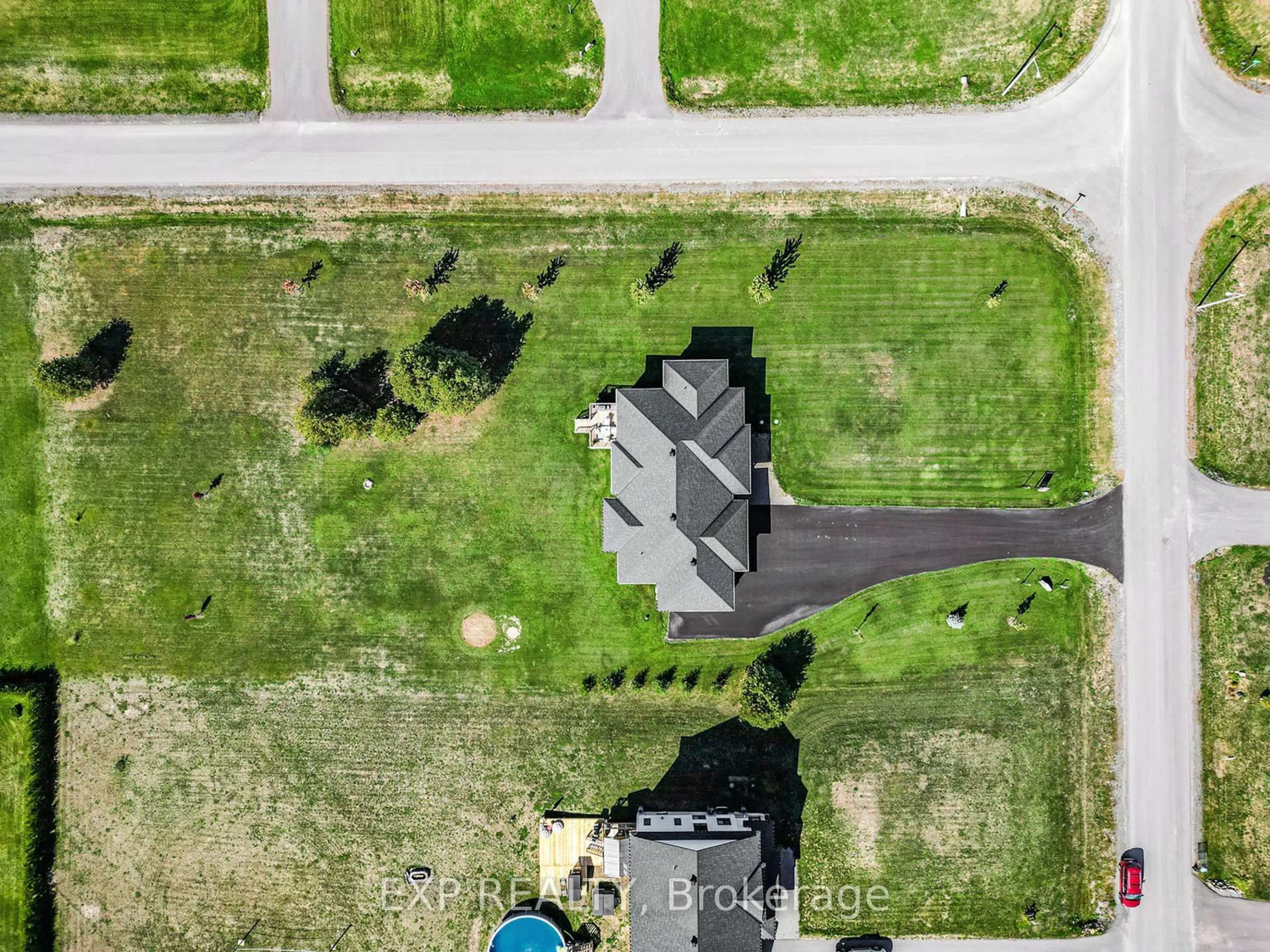 A pic from outside/outdoor area/front of a property/back of a property/a pic from drone, street for 145 Harold Jones Way, Ashton Ontario K0A 1B0