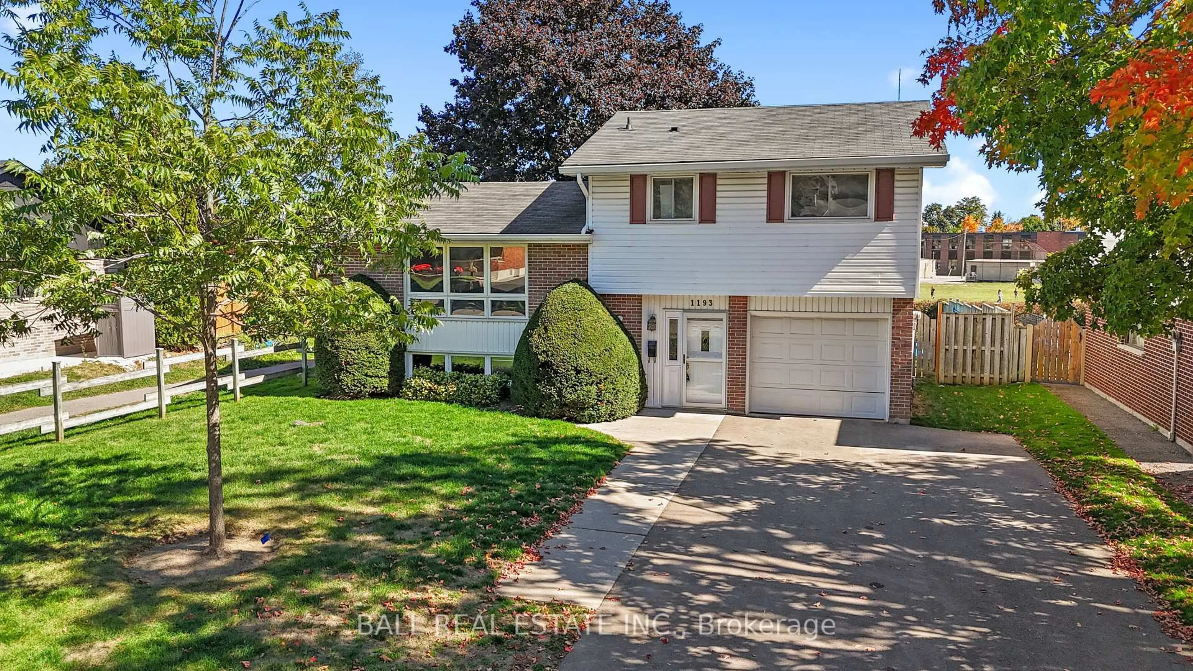 Home with vinyl exterior material, street for 1193 Edmison Dr, Peterborough Ontario K9H 6V2