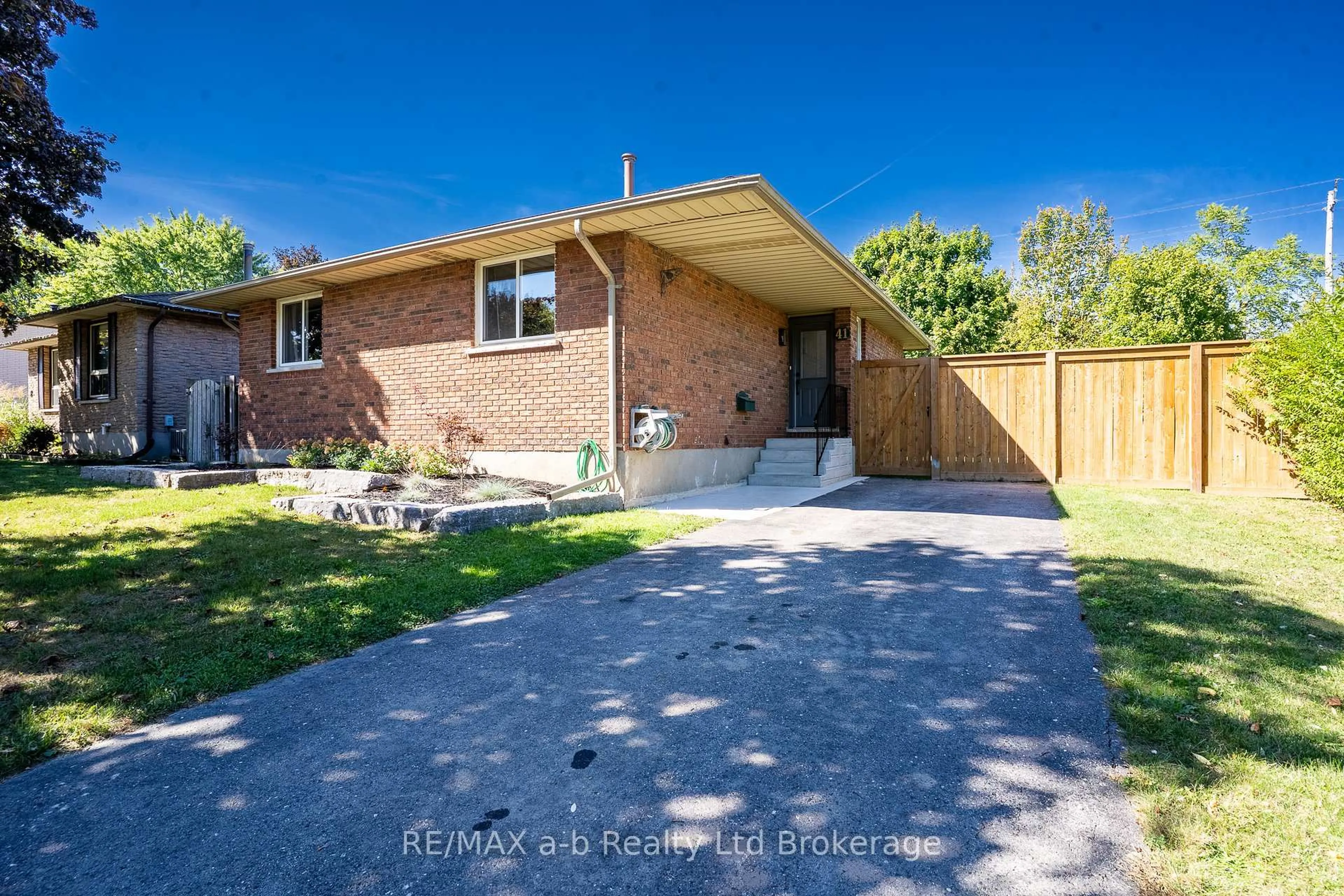 Home with brick exterior material, street for 41 Trottier Dr, Tillsonburg Ontario N4G 4P7