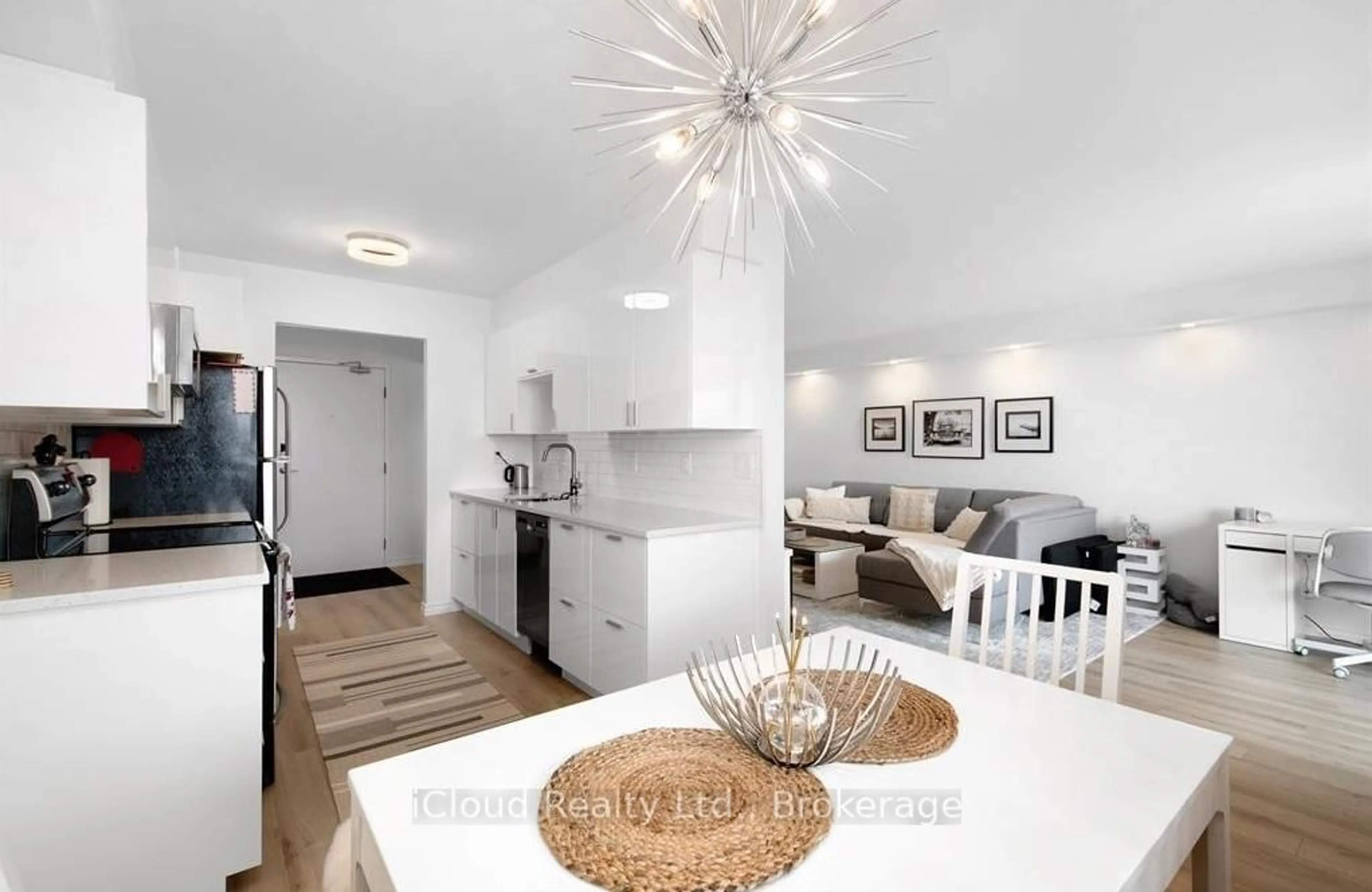 Open concept kitchen, unknown for 150 Park St #1807, Windsor Ontario N9A 7A2