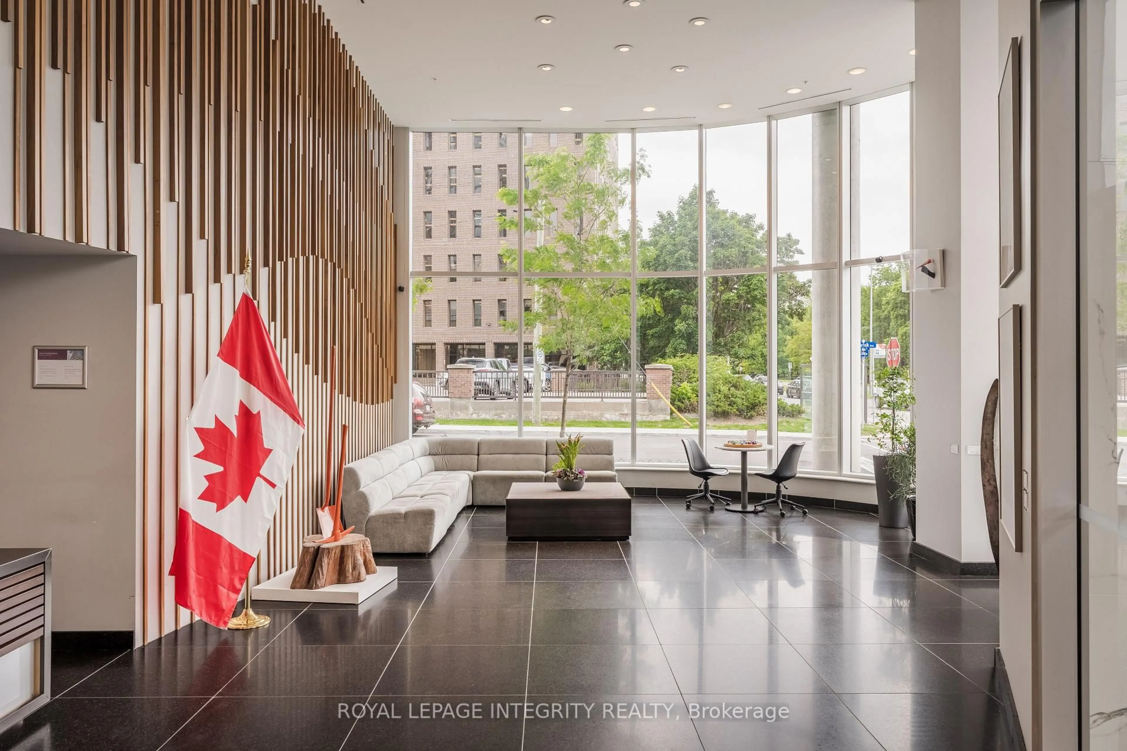 Lobby for 805 Carling Ave #2902, Ottawa Ontario K1S 5W9