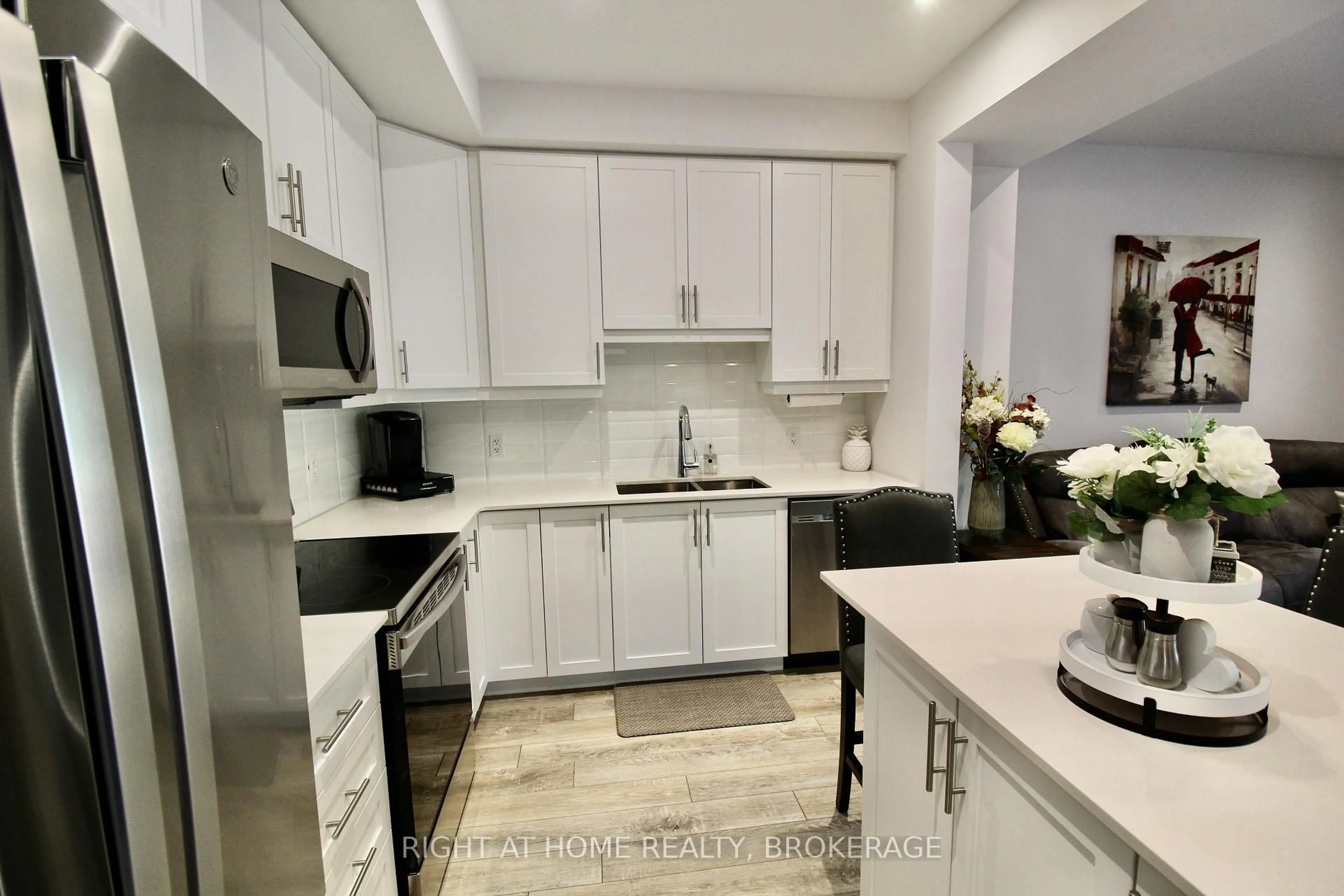 Unknown for 5080 Connor Dr #10, Lincoln Ontario L3J 0T3