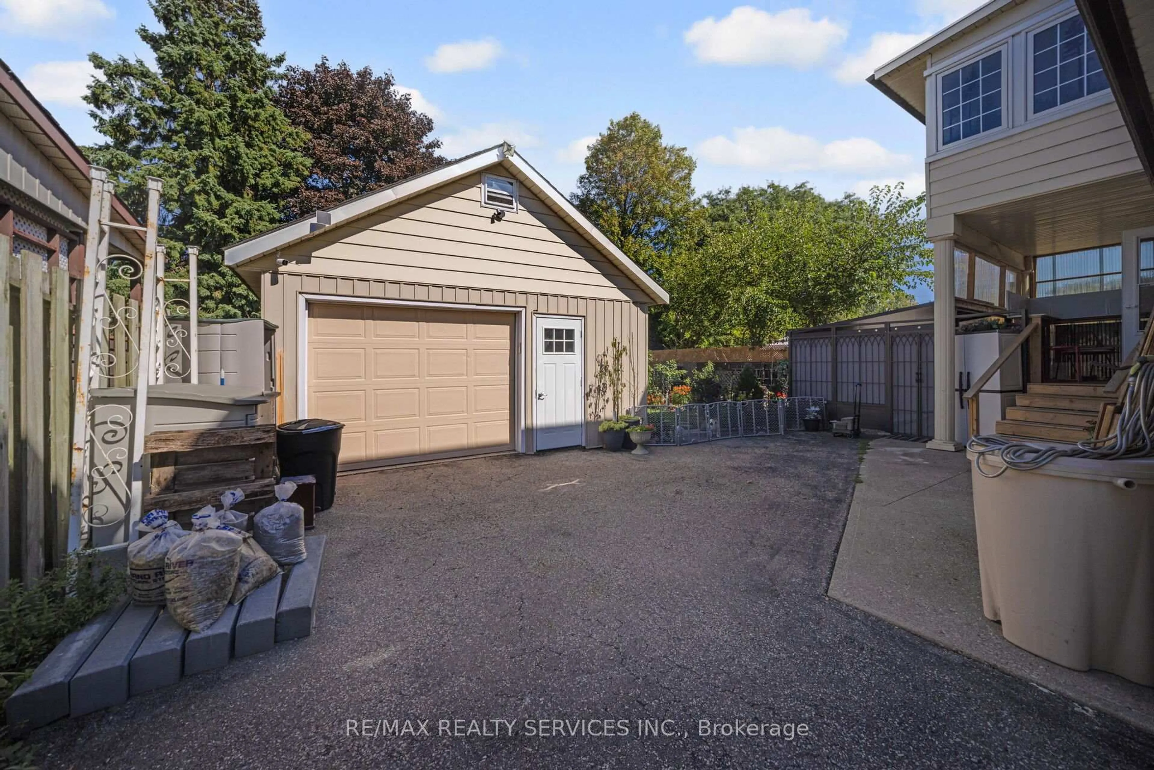 Unknown for 476 Prospect Ave, Kitchener Ontario N2A 1E1