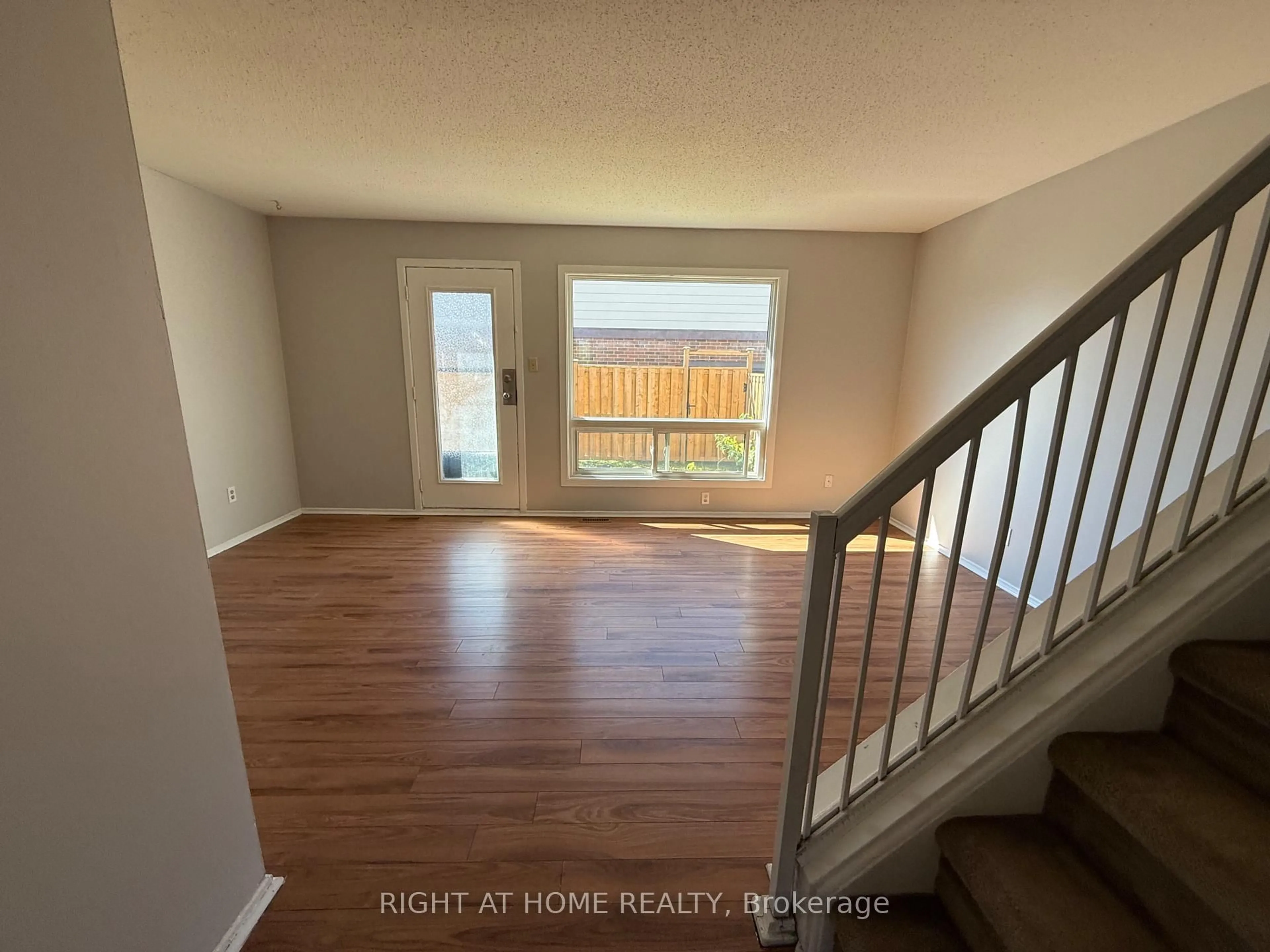 A pic of a room for 1950 Belmore Lane, Ottawa Ontario K1B 4Z8