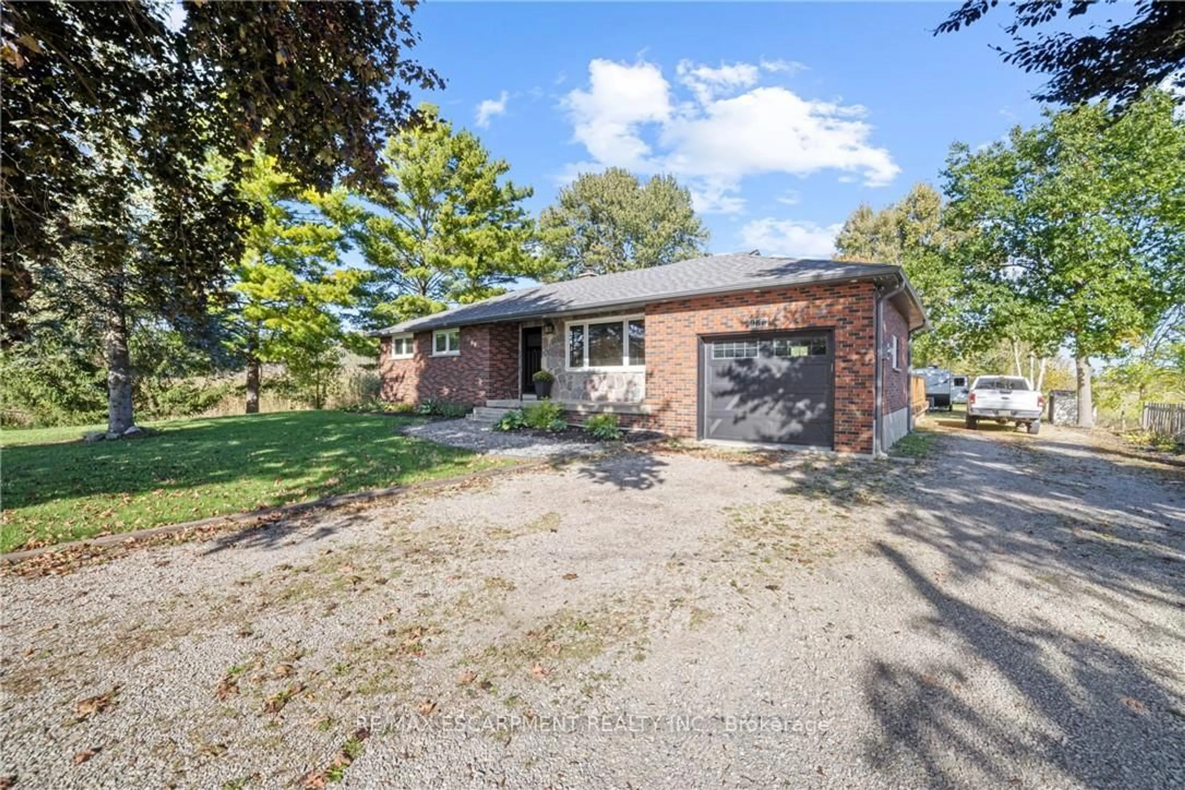 Home with brick exterior material, street for 986 Westover Rd, Hamilton Ontario N0B 1L0
