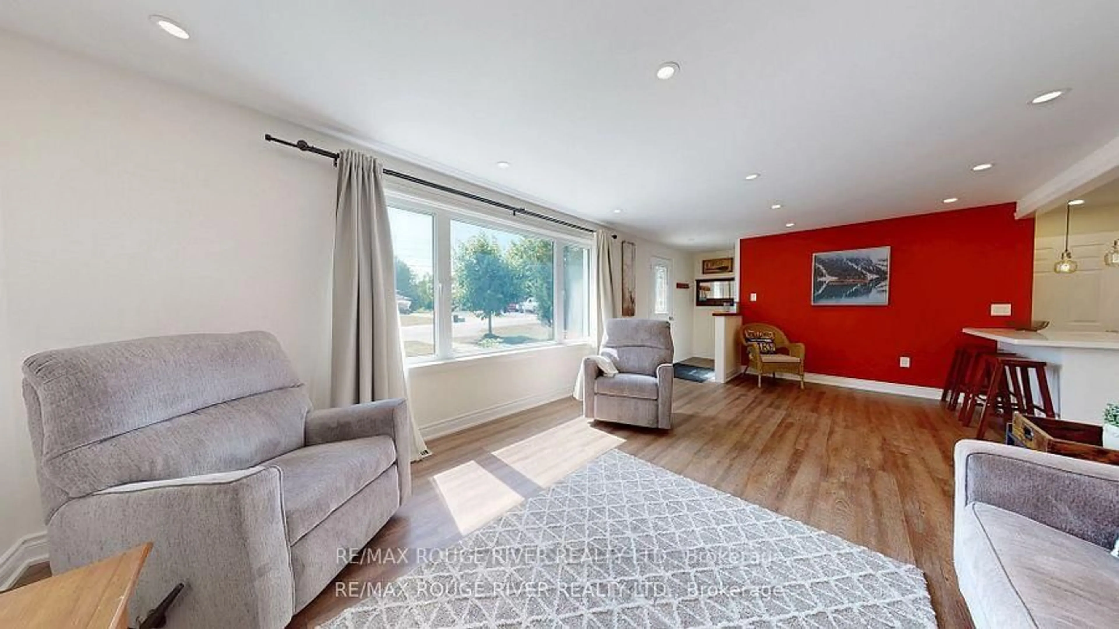 Living room with furniture, unknown for 162 Queen St, Kawartha Lakes Ontario K0M 1N0