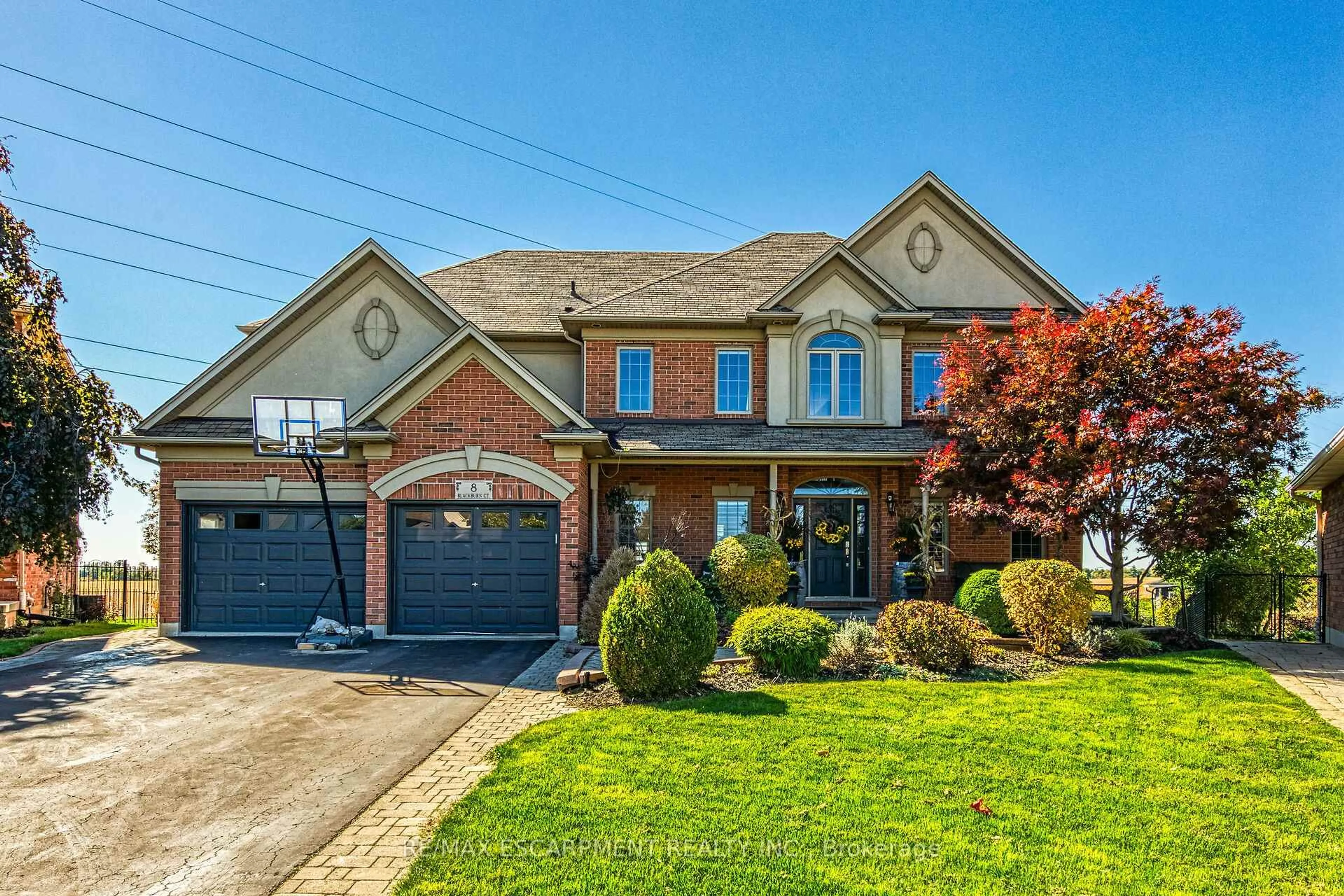 Home with brick exterior material, street for 8 Blackburn Crt, Haldimand Ontario N3W 2N9